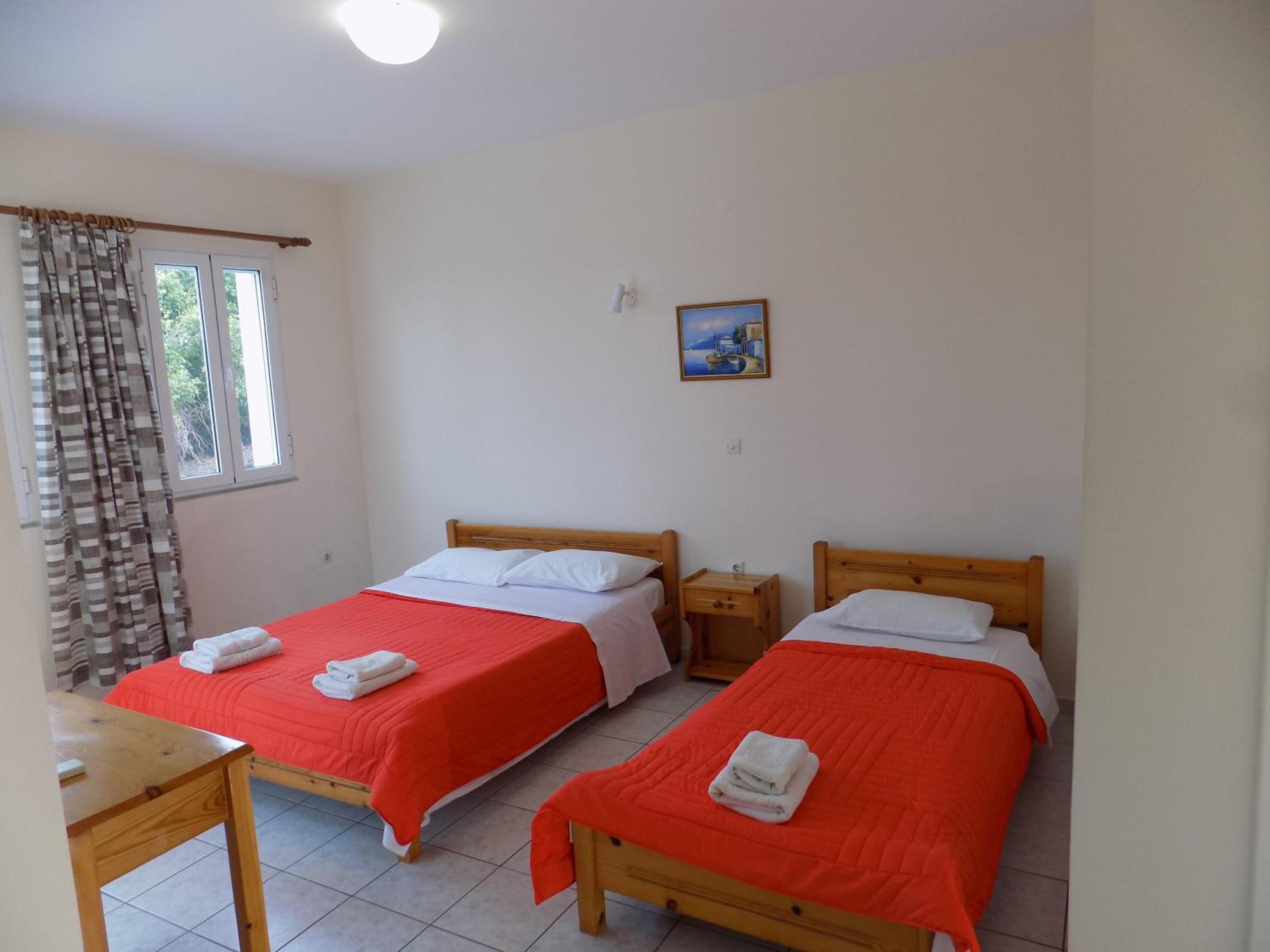 JERRY'S STUDIOS LASSI photo 2