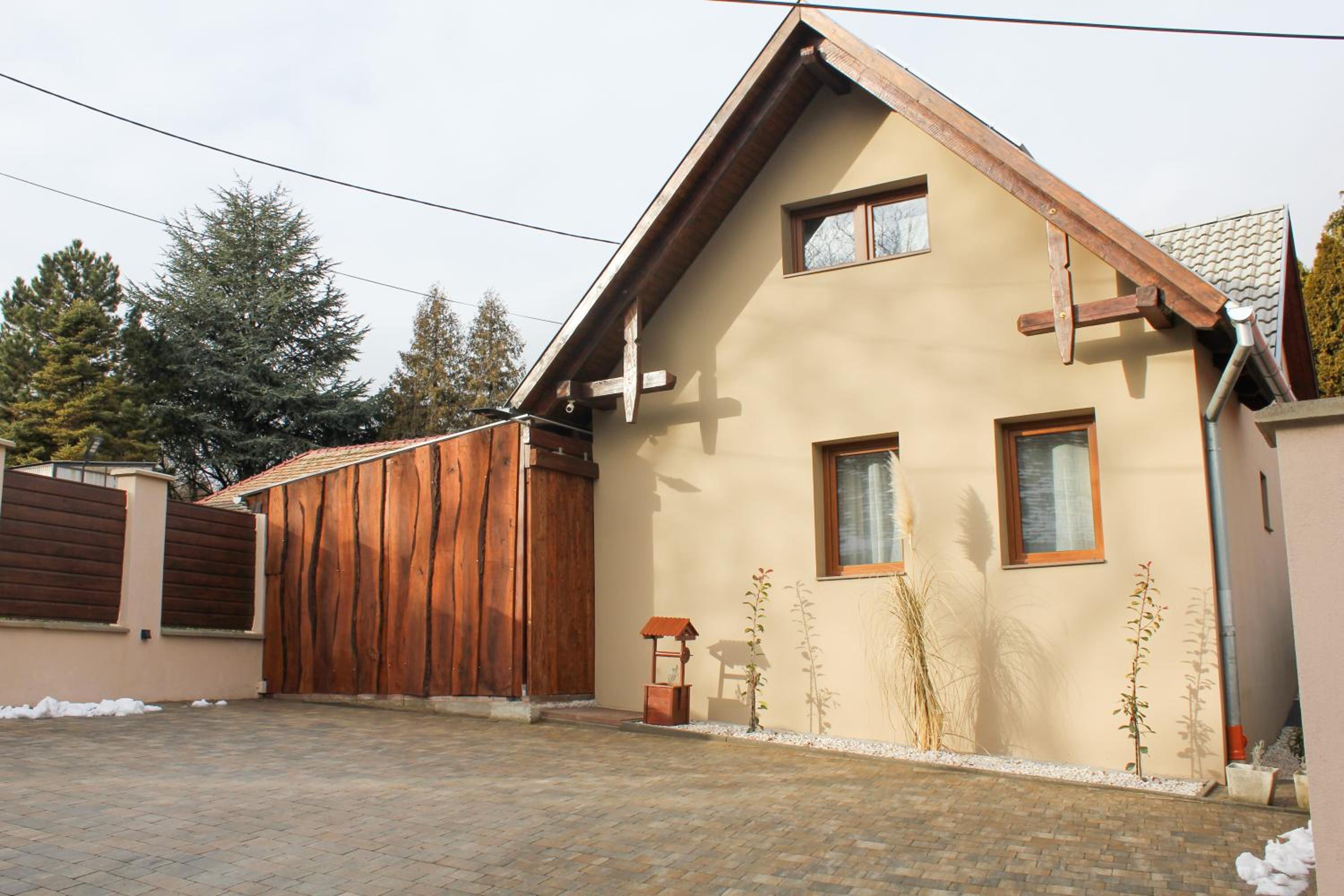 Photo 46
