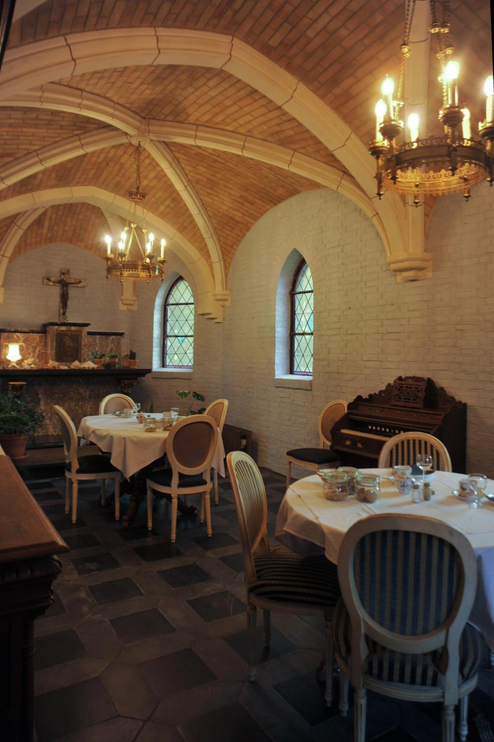 Het Domherenhuis B&B, Restaurant Calice
