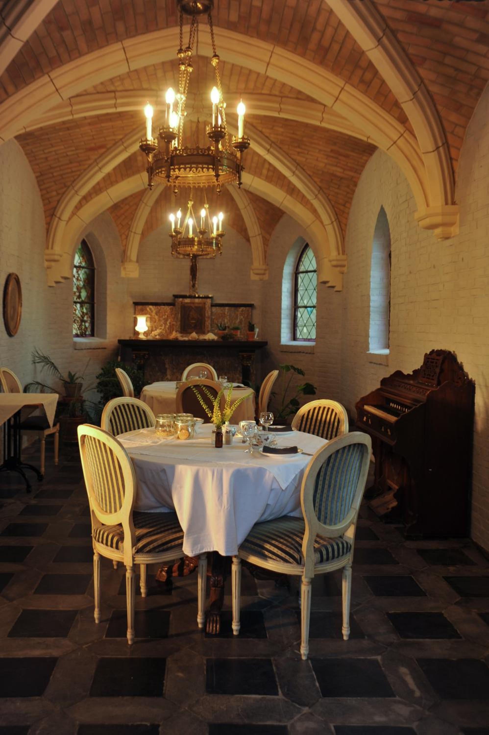 Het Domherenhuis B&B, Restaurant Calice