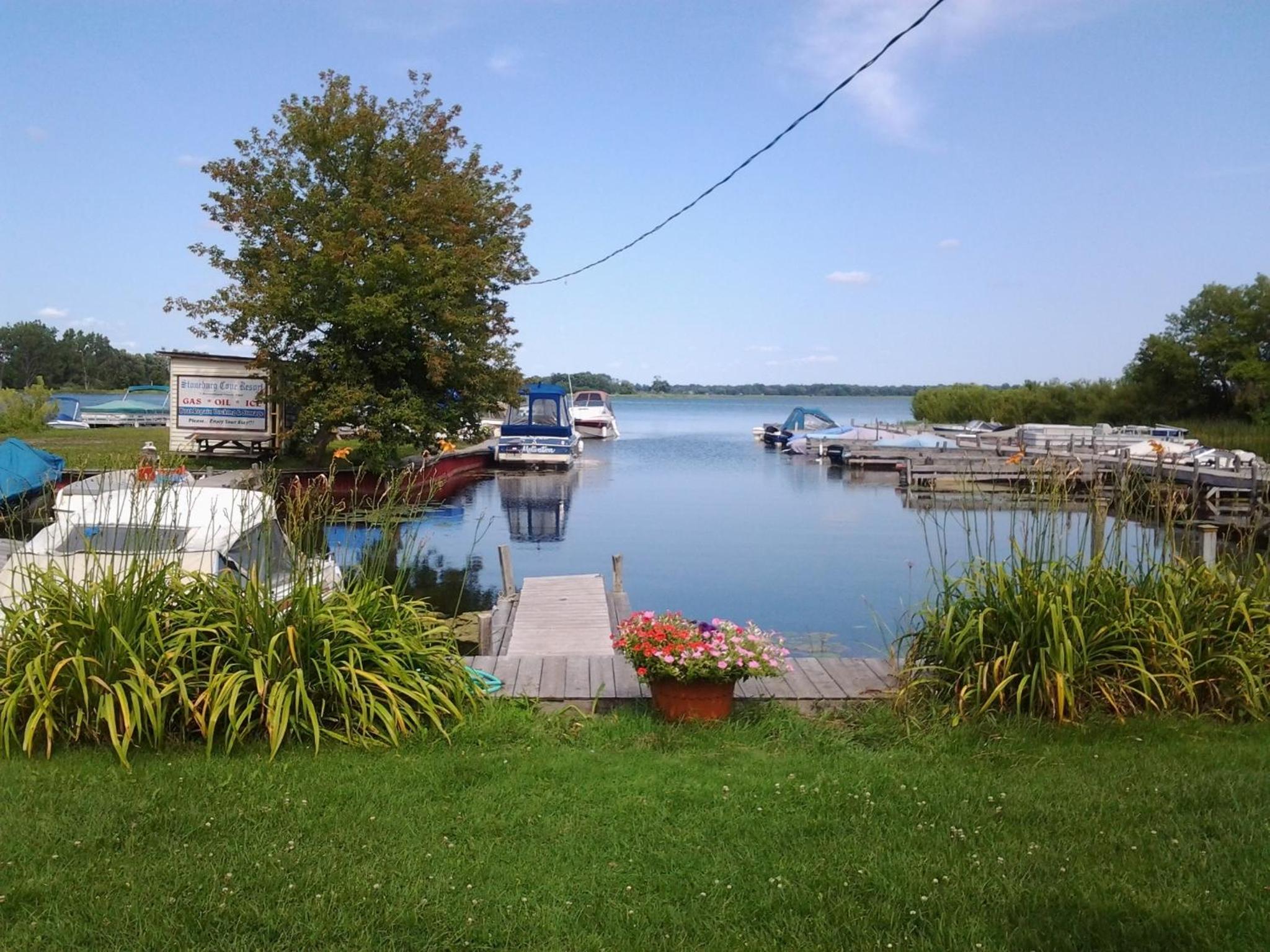 Stoneburg Cove Cottages