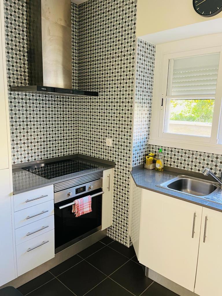 Lovely Apartment to feel Lisbon view 3