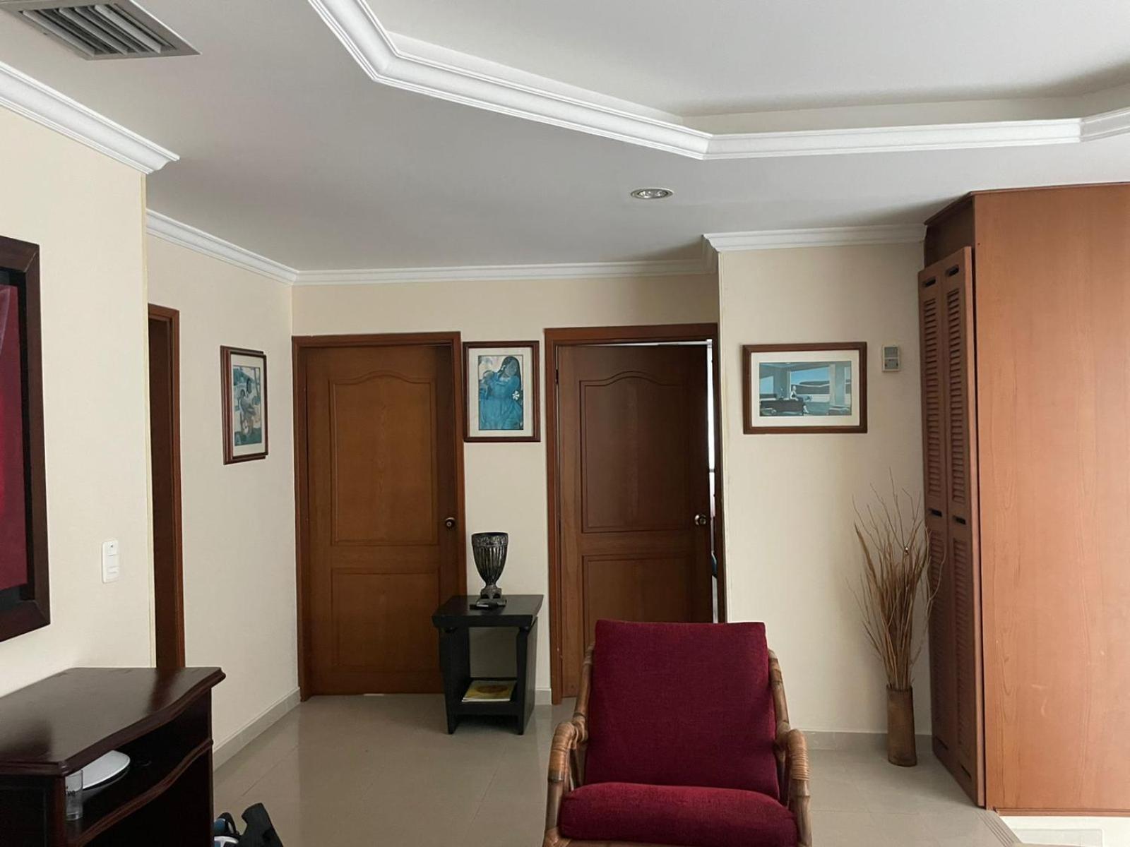 SUPER CASA CLUB CONDOMINIO EL PEÑON GIRARDOT