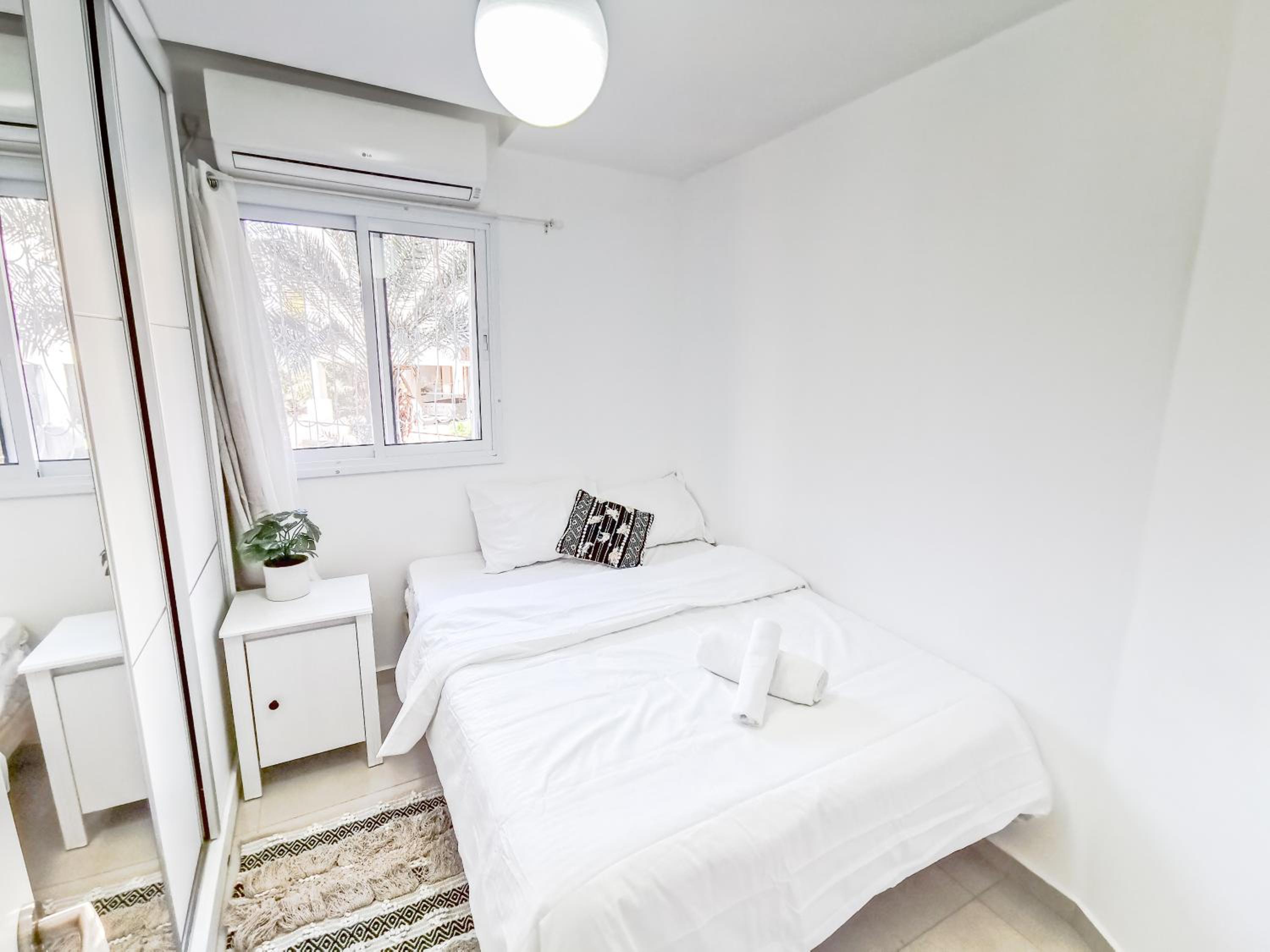 Great Location Fully Equipped view 2