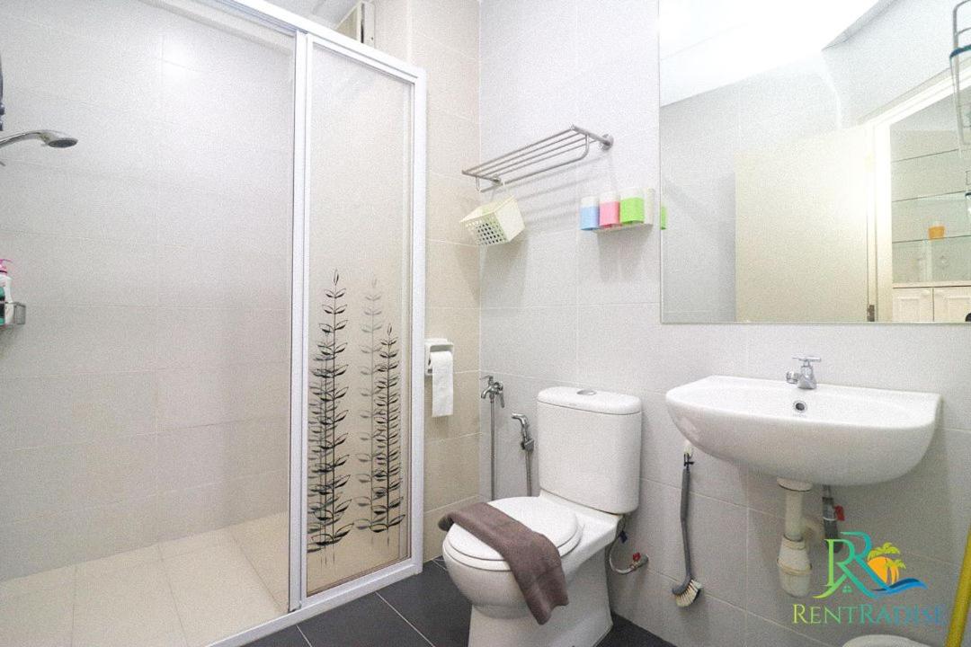 Akademik Suite by RR JBcity