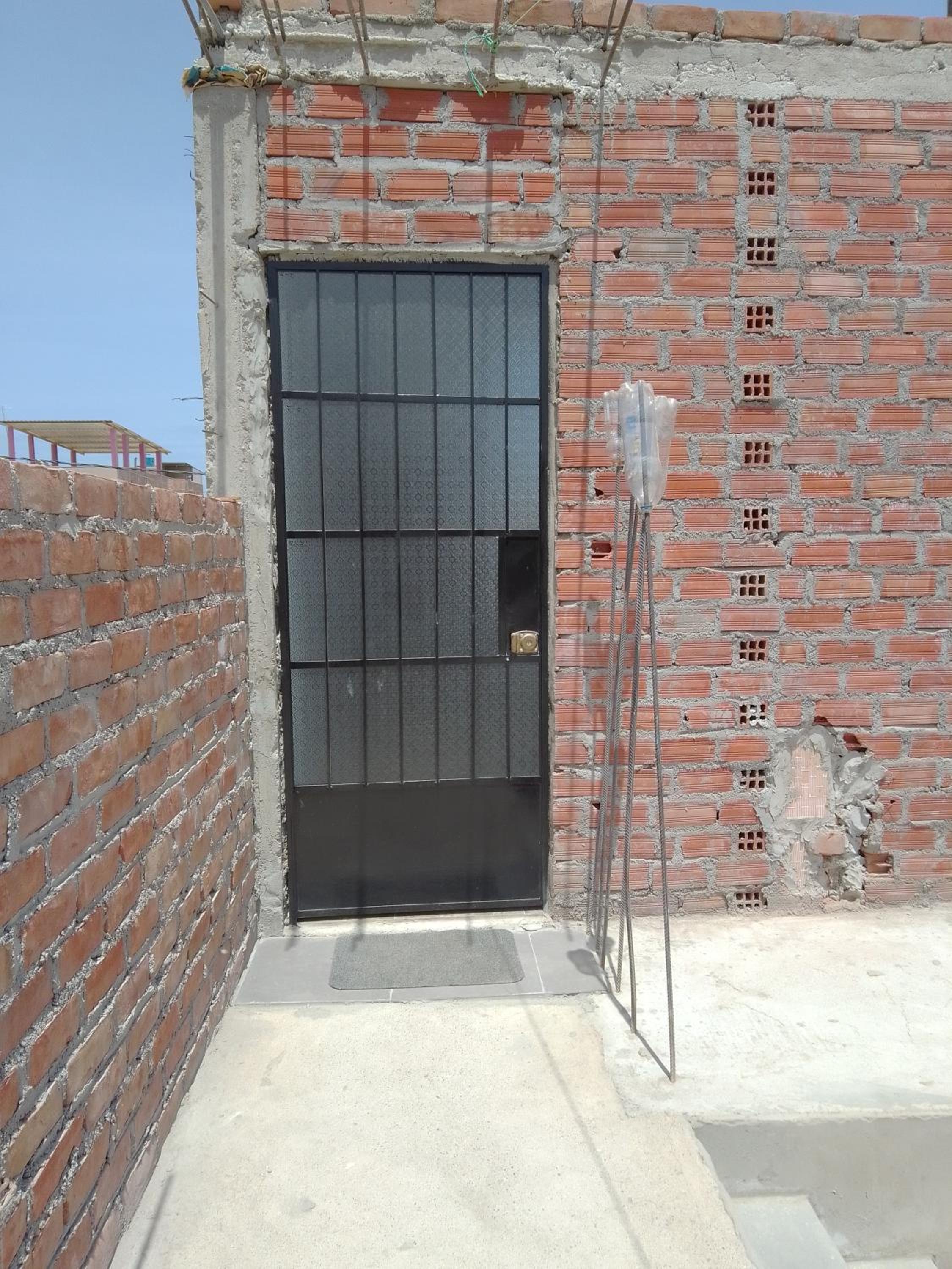 Photo 10
