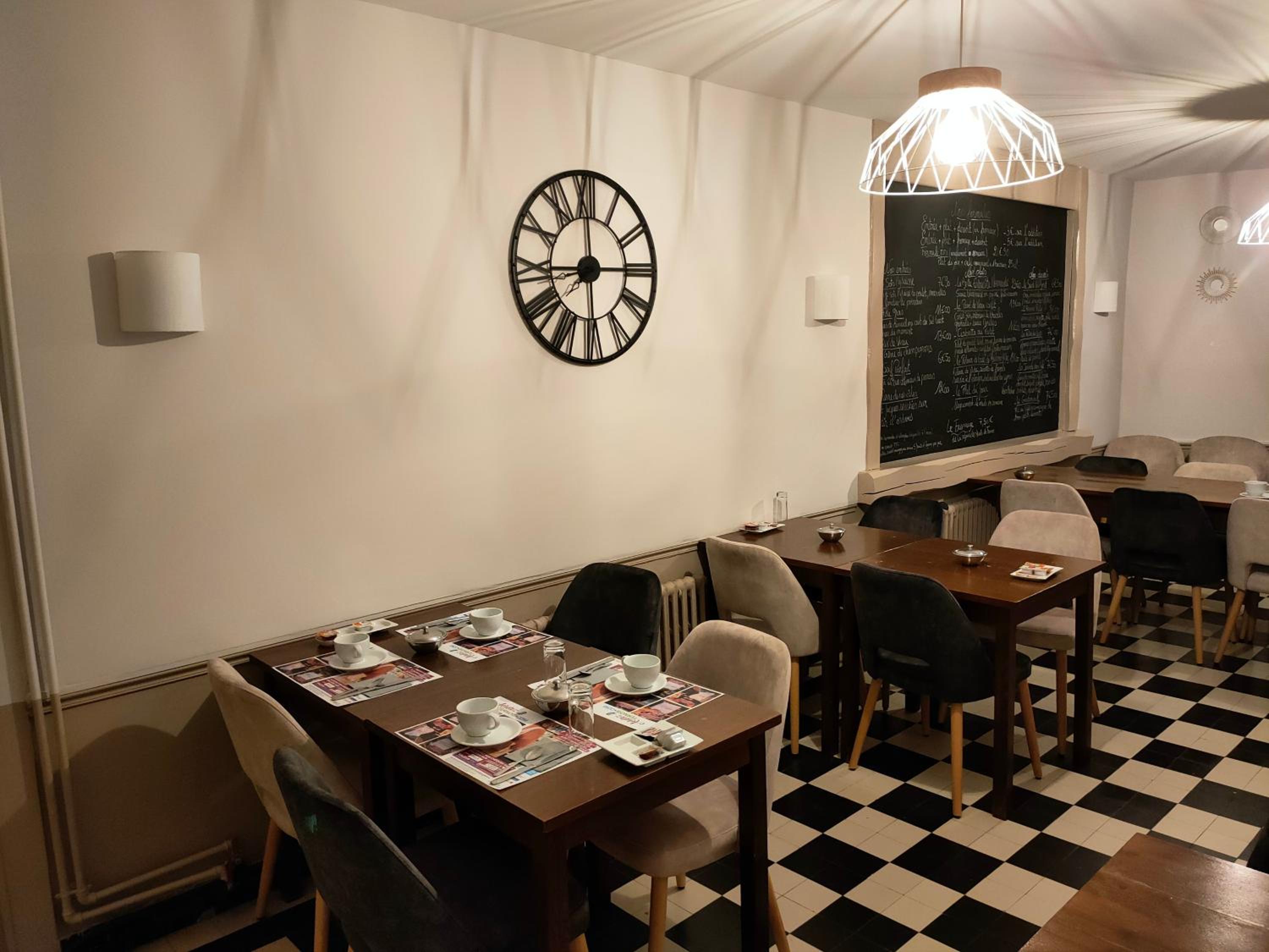 restaurant