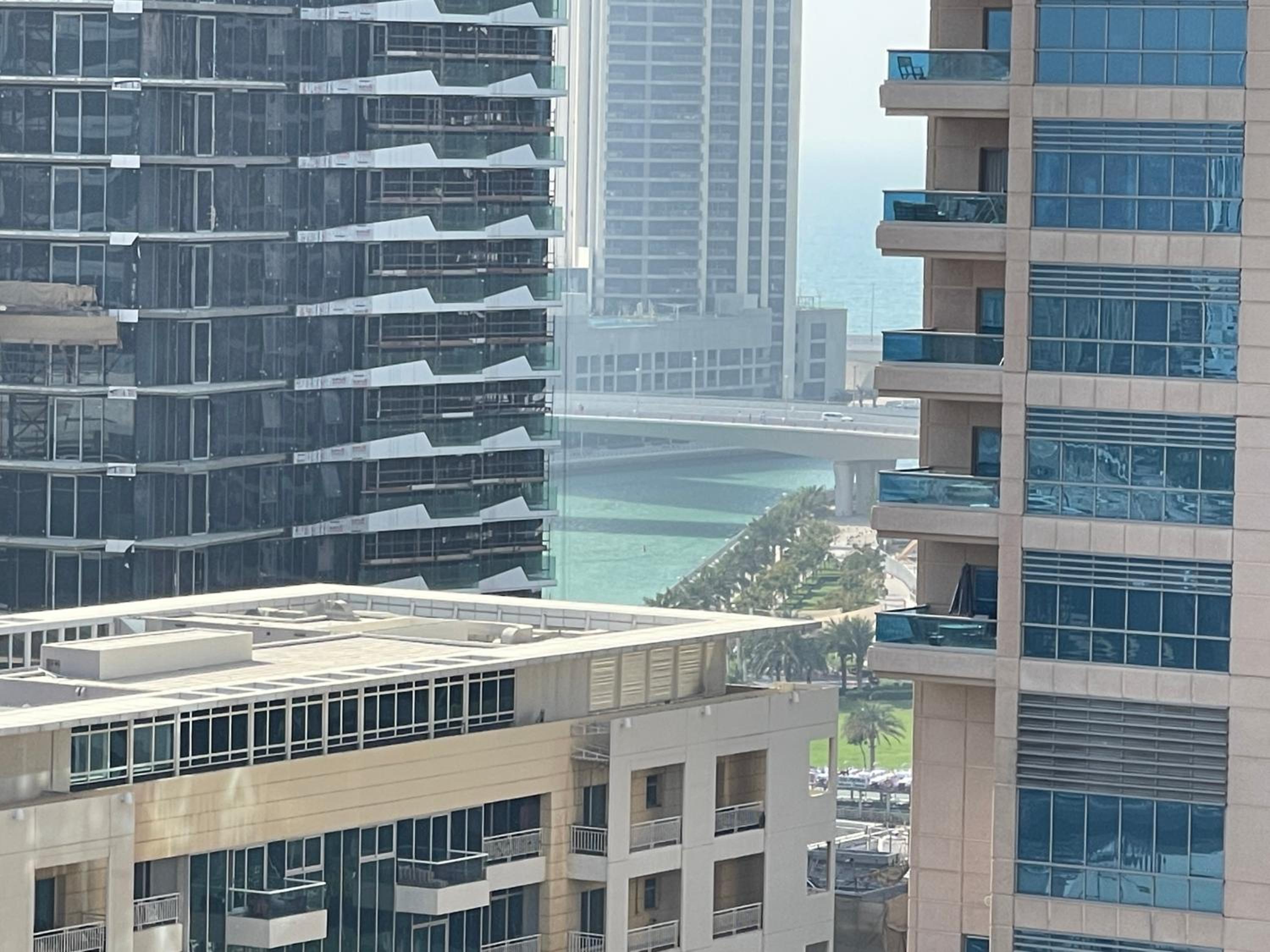Luxury Studio Apartment Close to JBR Beach&Yacht Club&Metro-Available Airport Shuttle