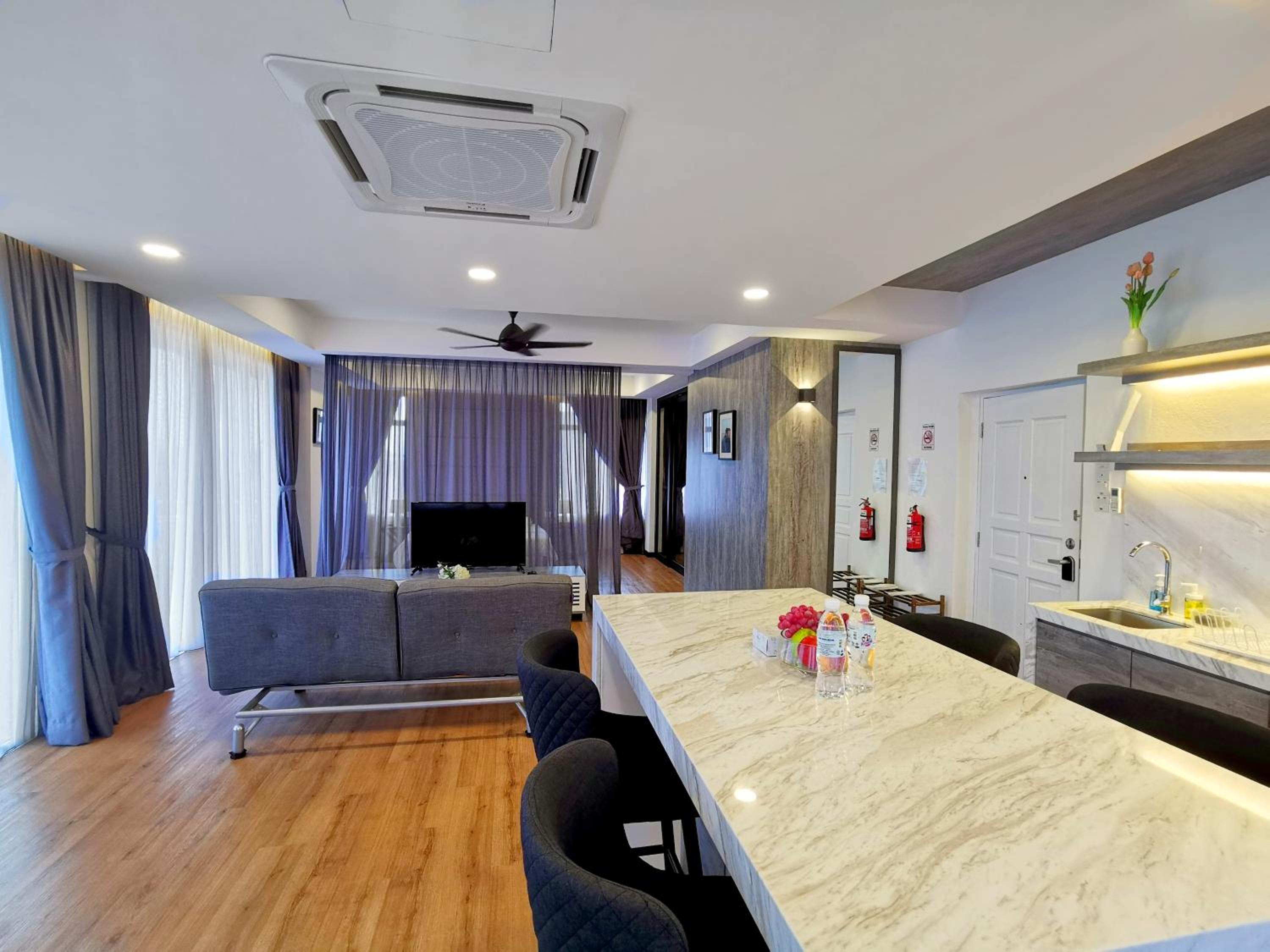 3 Concordia @ Gurney, photo 125
