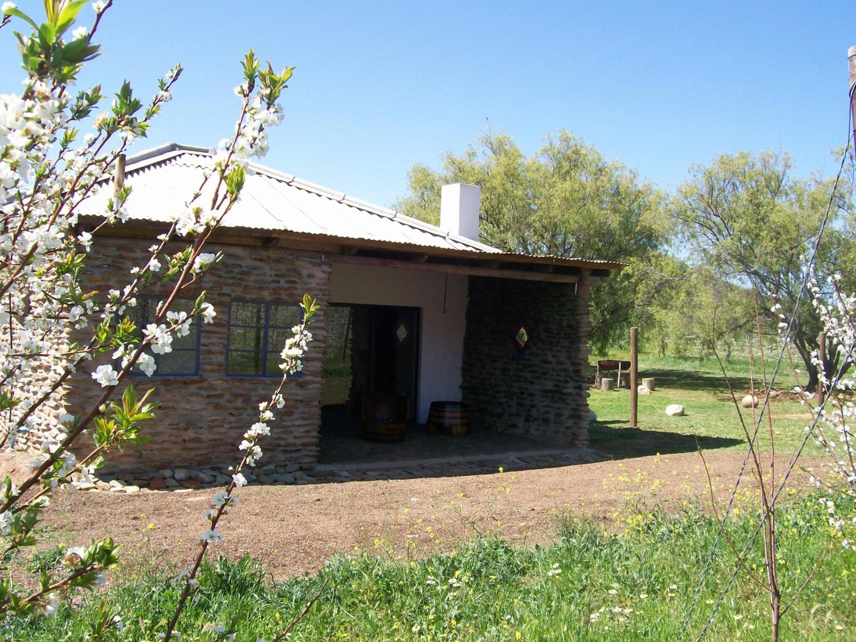 Lank-gewag Farm Cottage with private hottub
