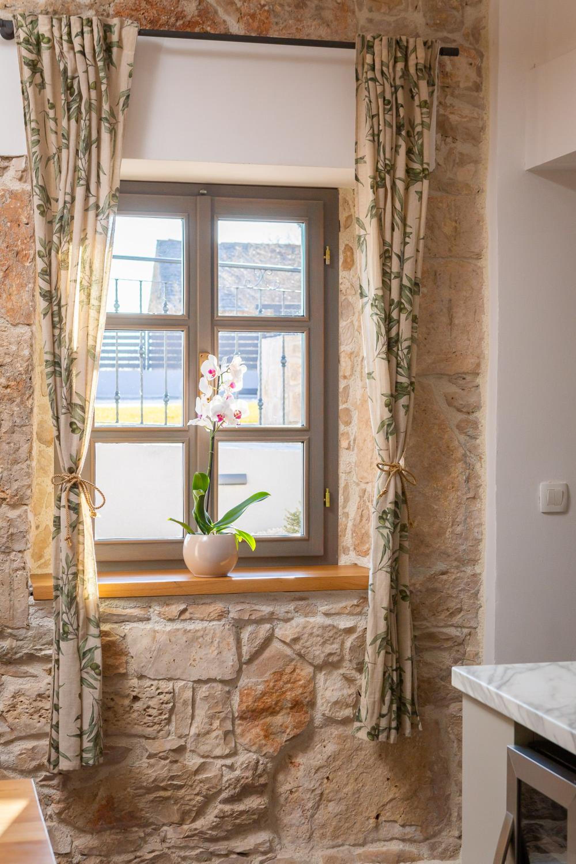Casa di Pietra view 3