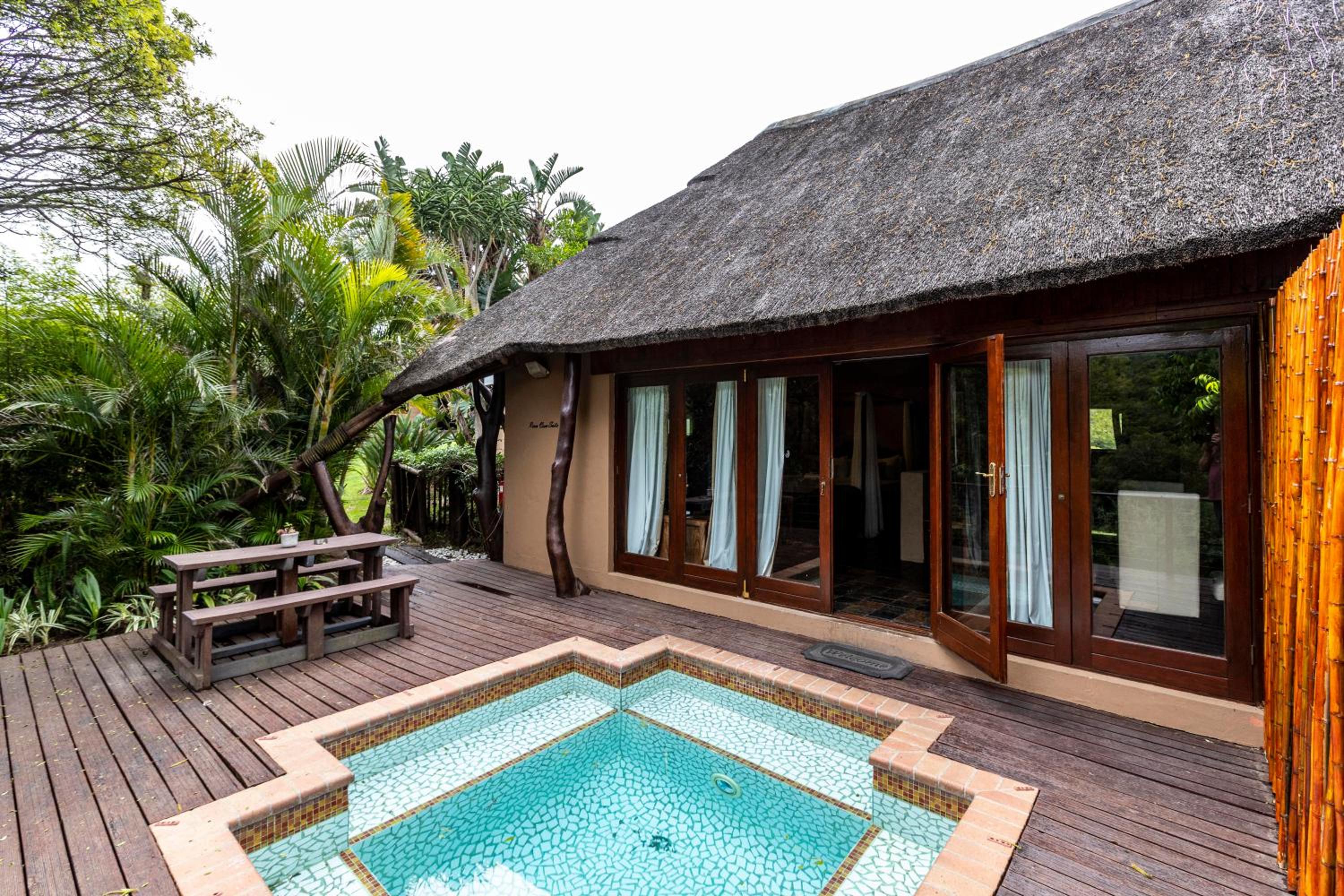Fish Eagle Manor