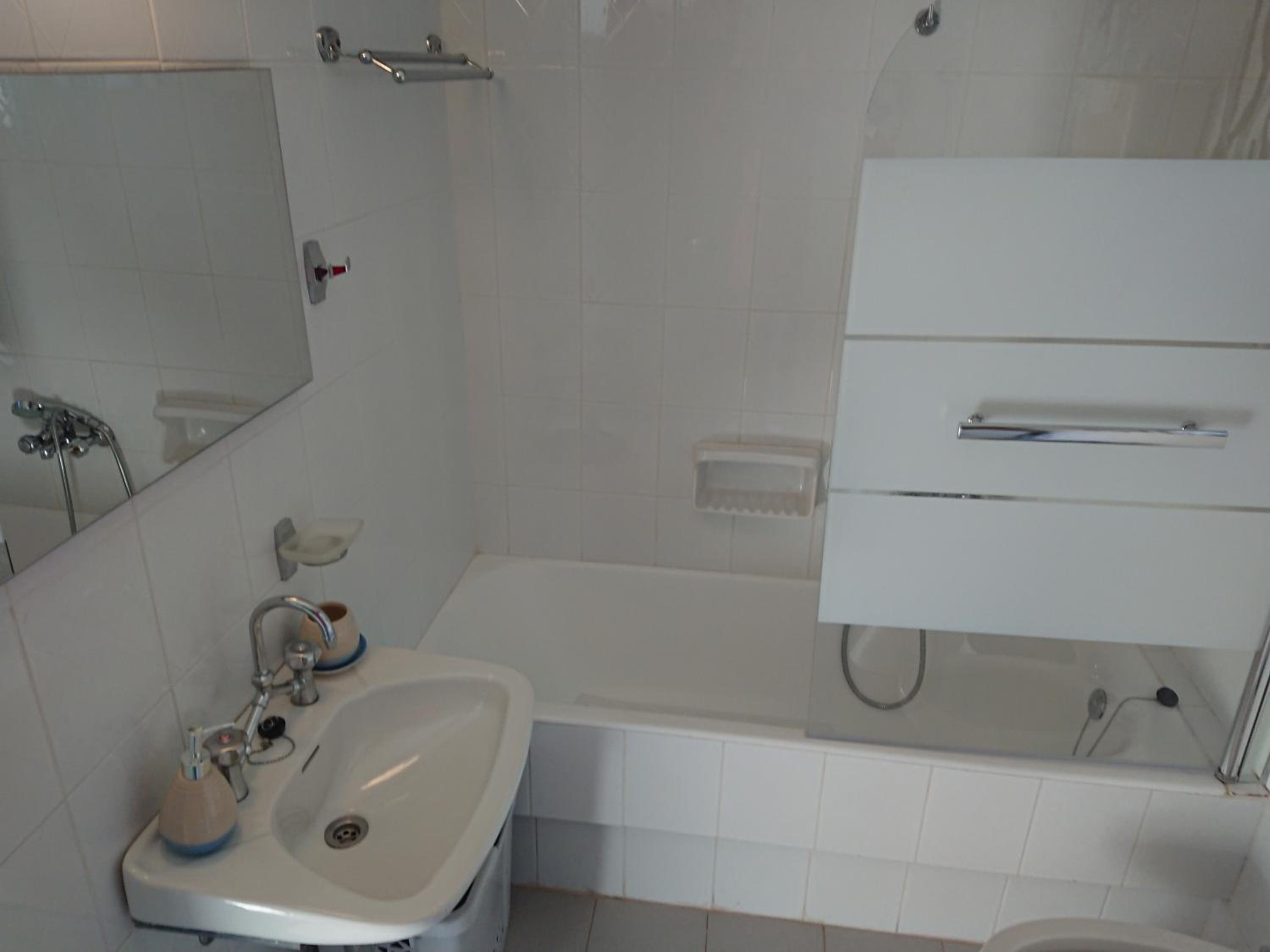 Photo 42
