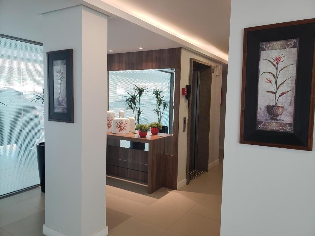 Apartamento com Vista Mar, 1 Minuto da Praia dos Ingleses