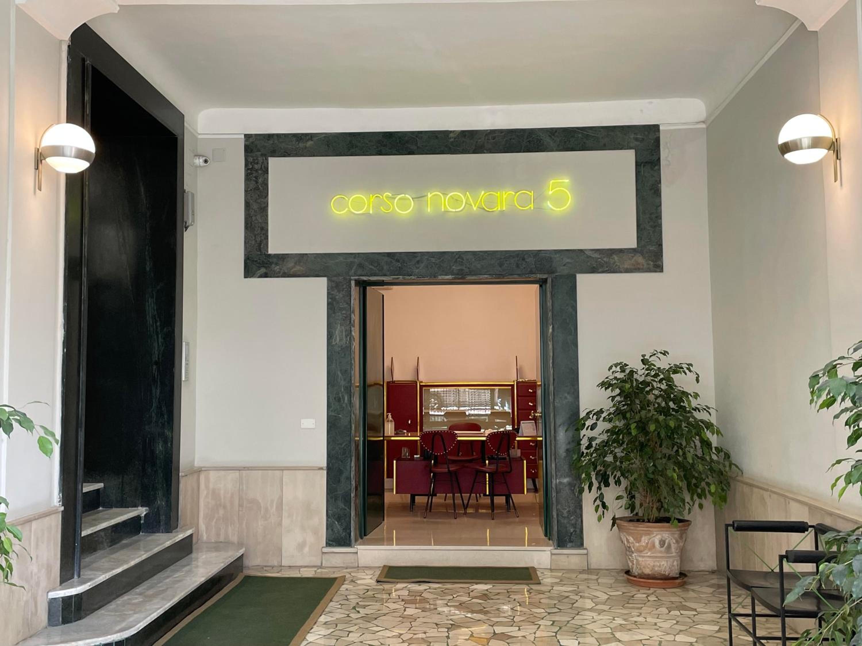 Corso Novara 5 Design Apartments