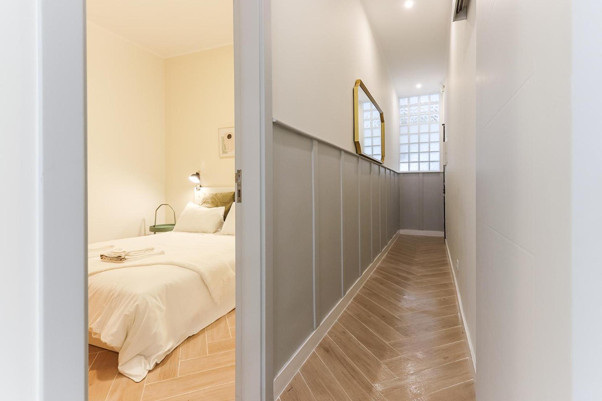 Vita Portucale ! Lisbon Design Apartment with Terrace