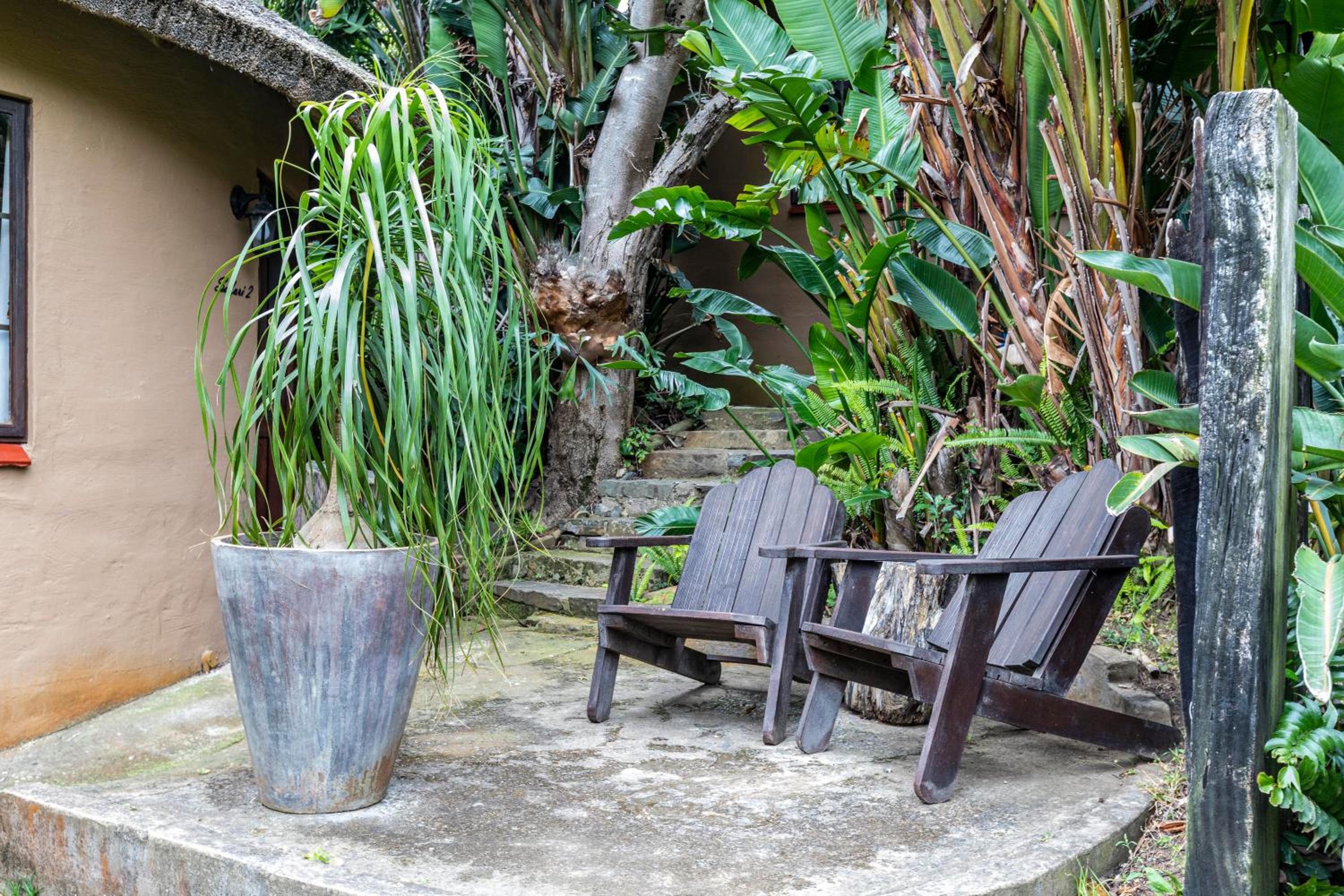 Fish Eagle Manor