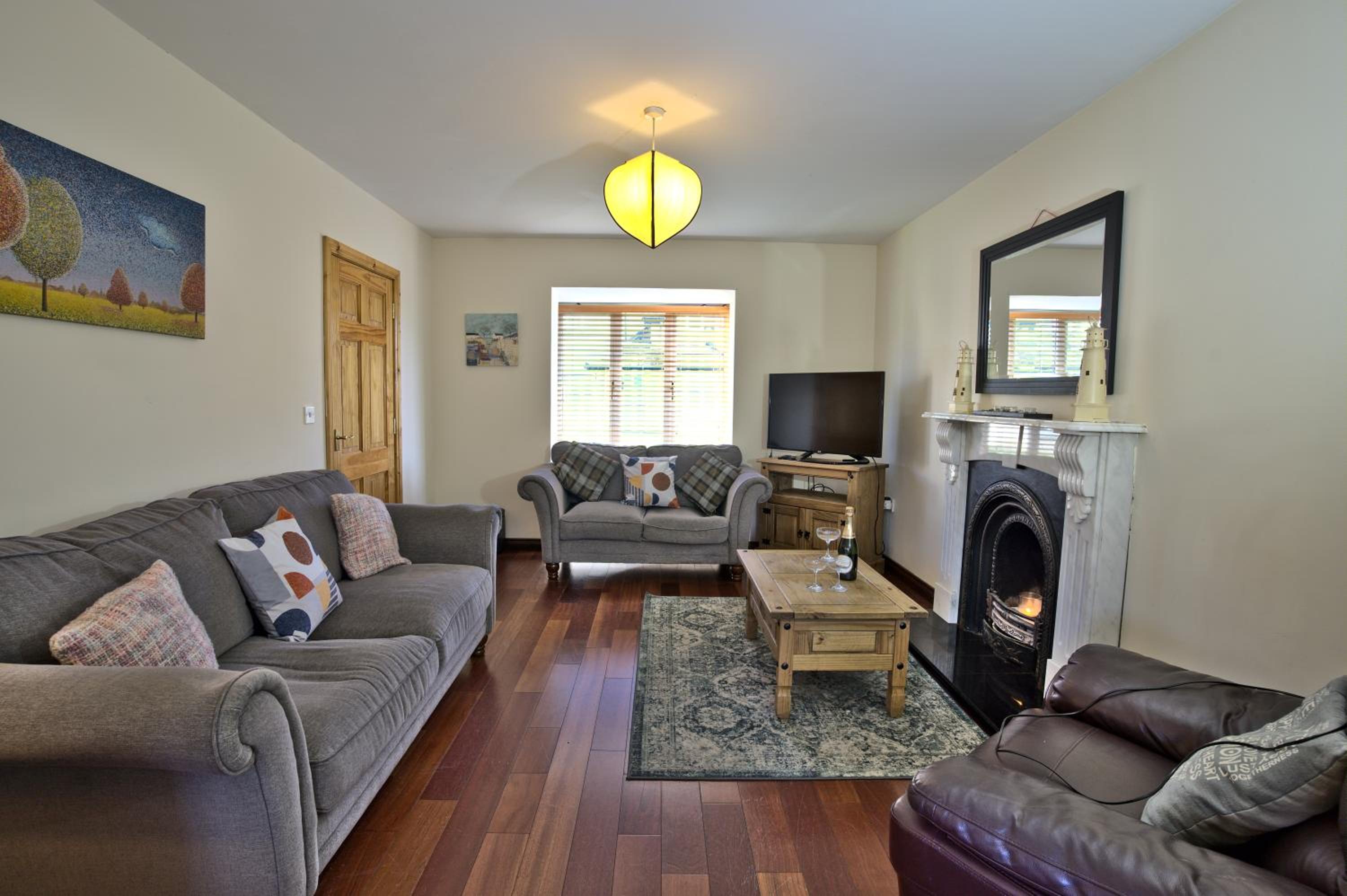 Village Lodge - Carlingford view 3
