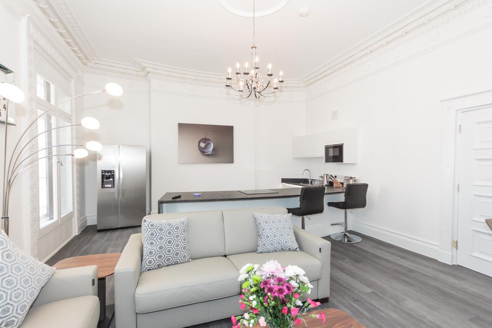 The Windsor Suite