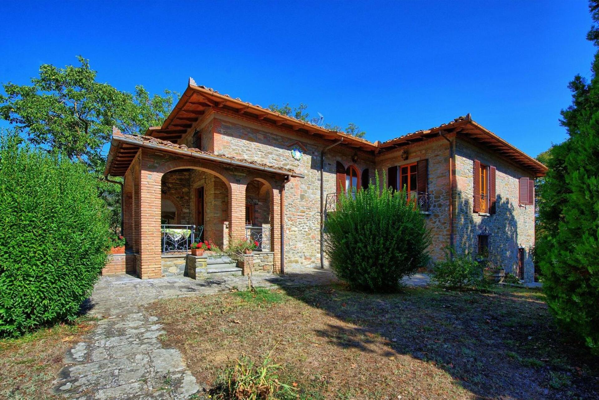 Casale Ambra by PosarelliVillas