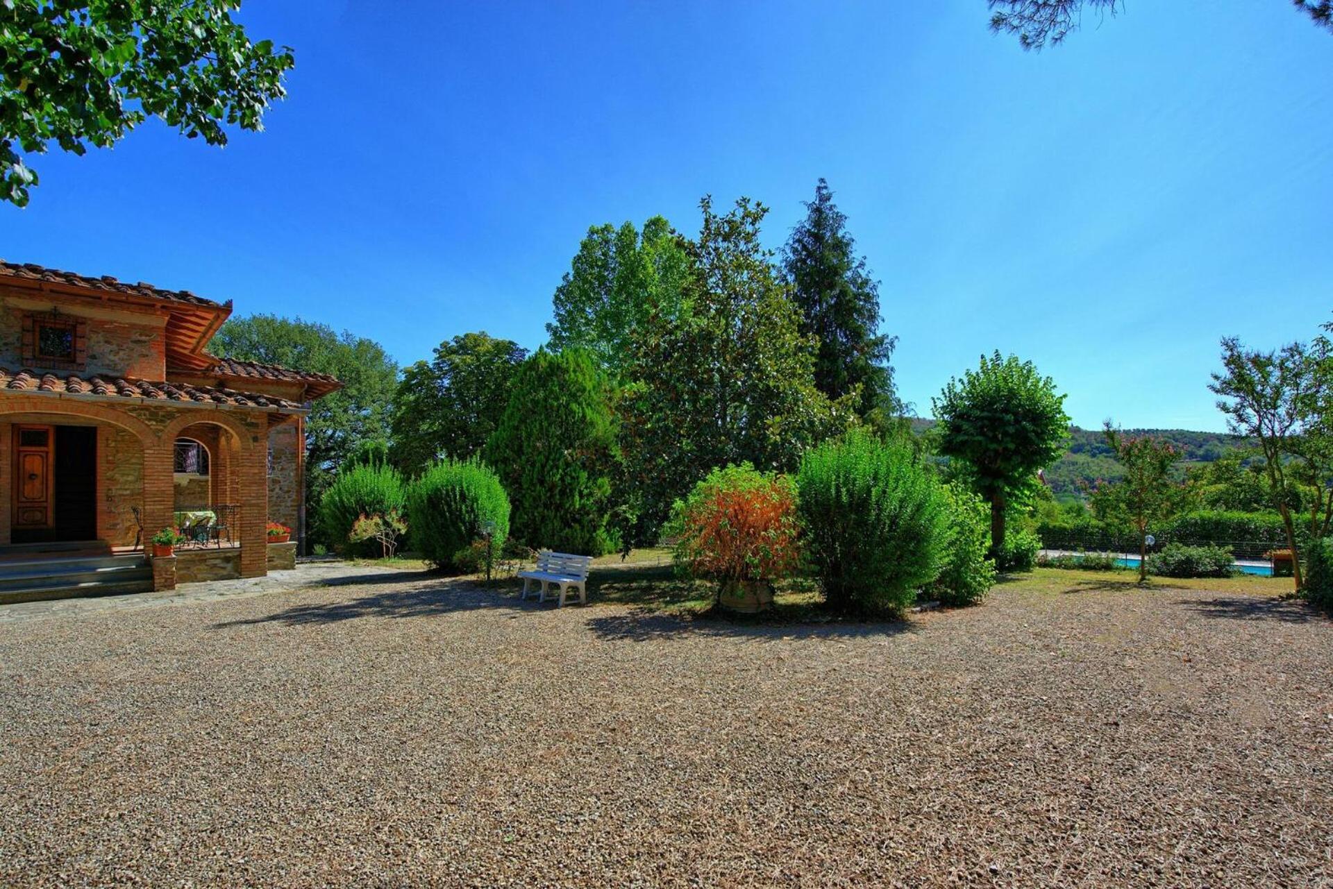 Casale Ambra by PosarelliVillas