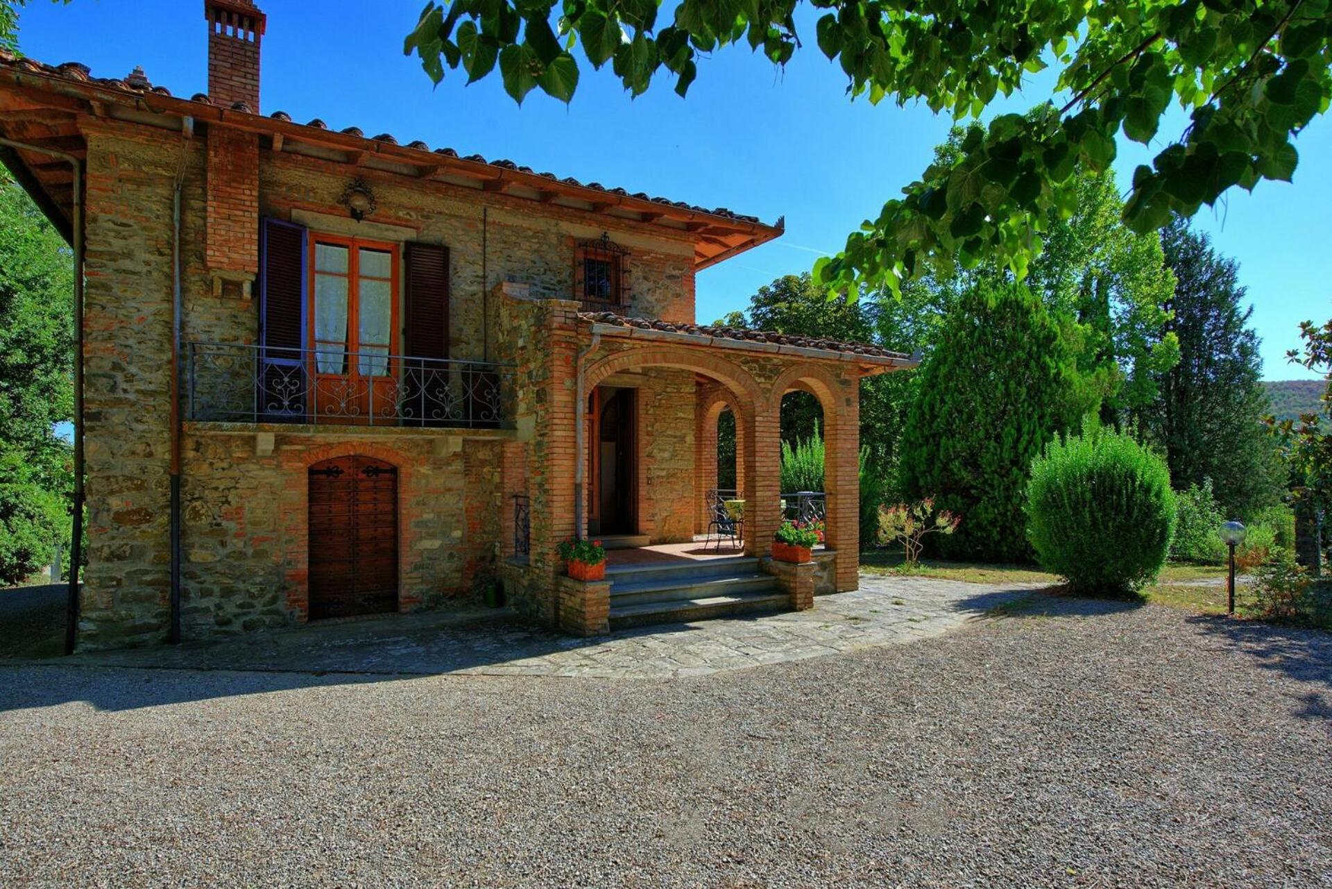 Casale Ambra by PosarelliVillas