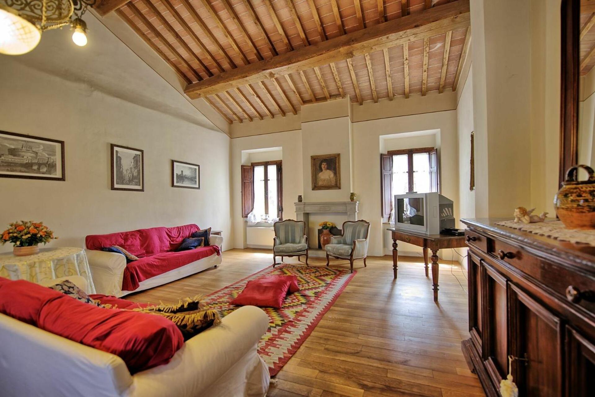 Villa Capolona by PosarelliVillas