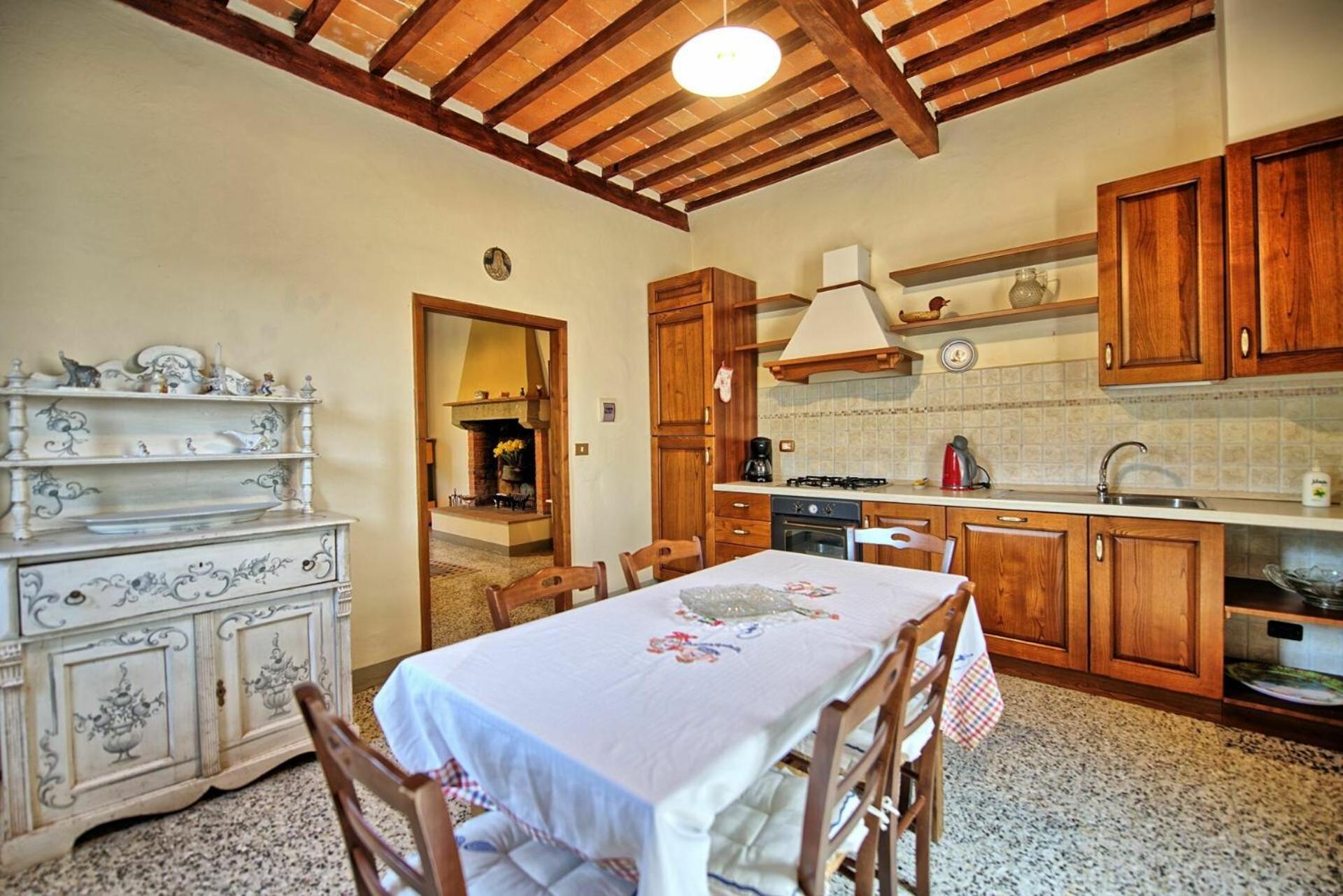 Villa Capolona by PosarelliVillas