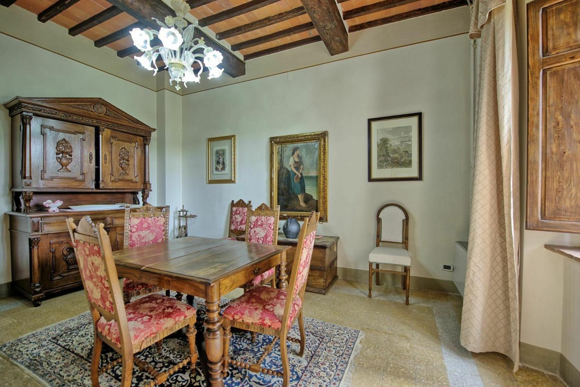 Villa Capolona by PosarelliVillas