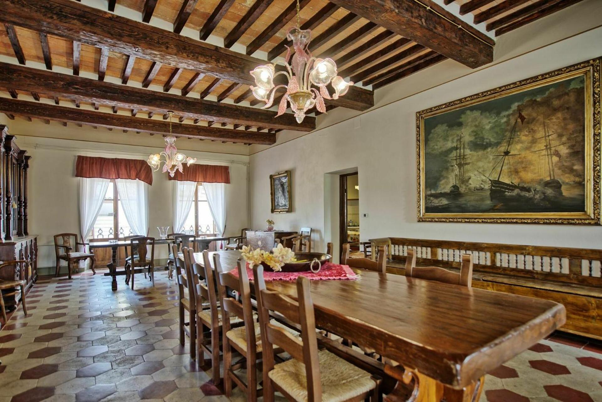 Villa Capolona by PosarelliVillas