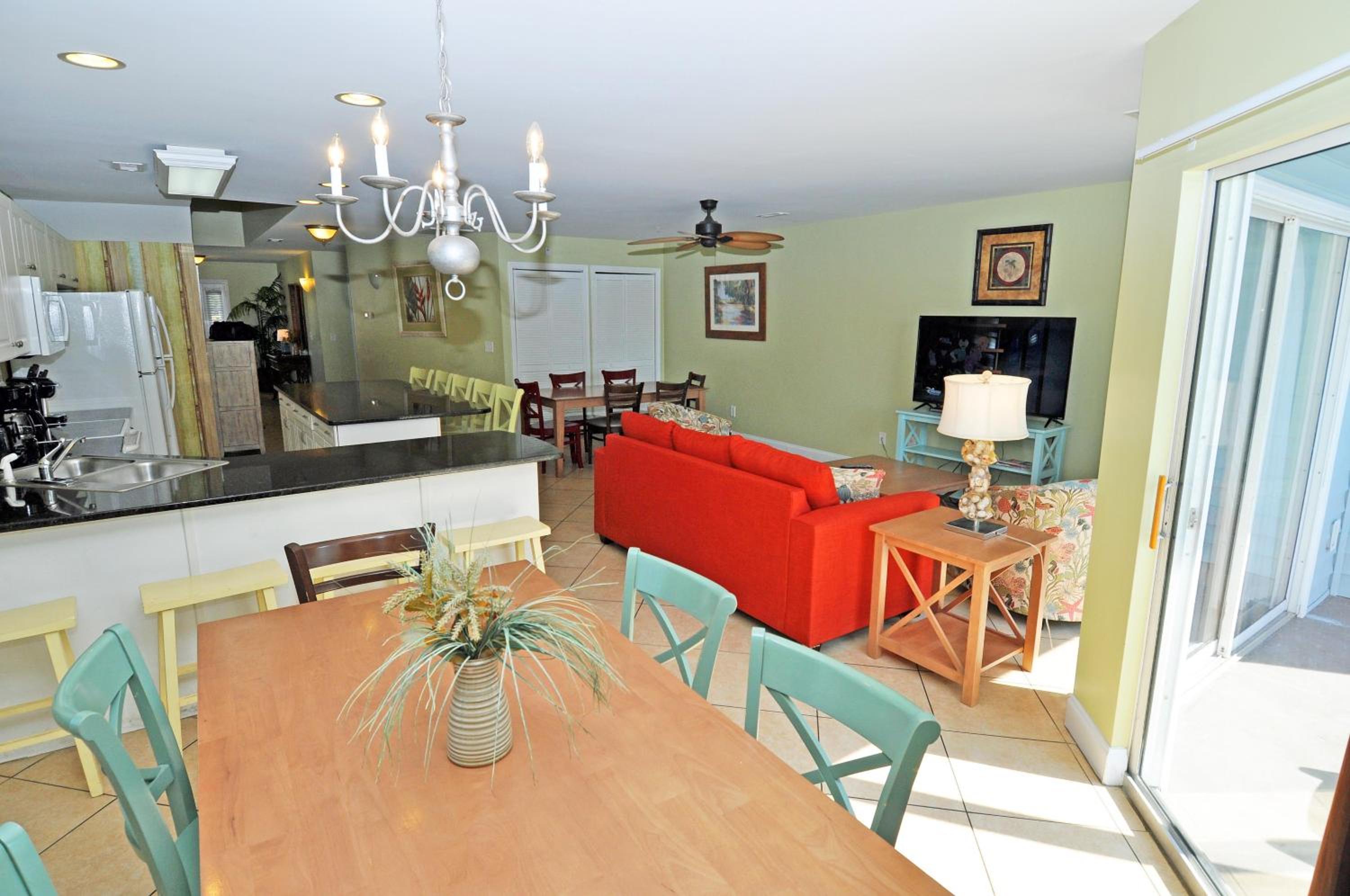 Stunning 8 BR, New Updates, Walk to Beach Bars, Main Street view 4