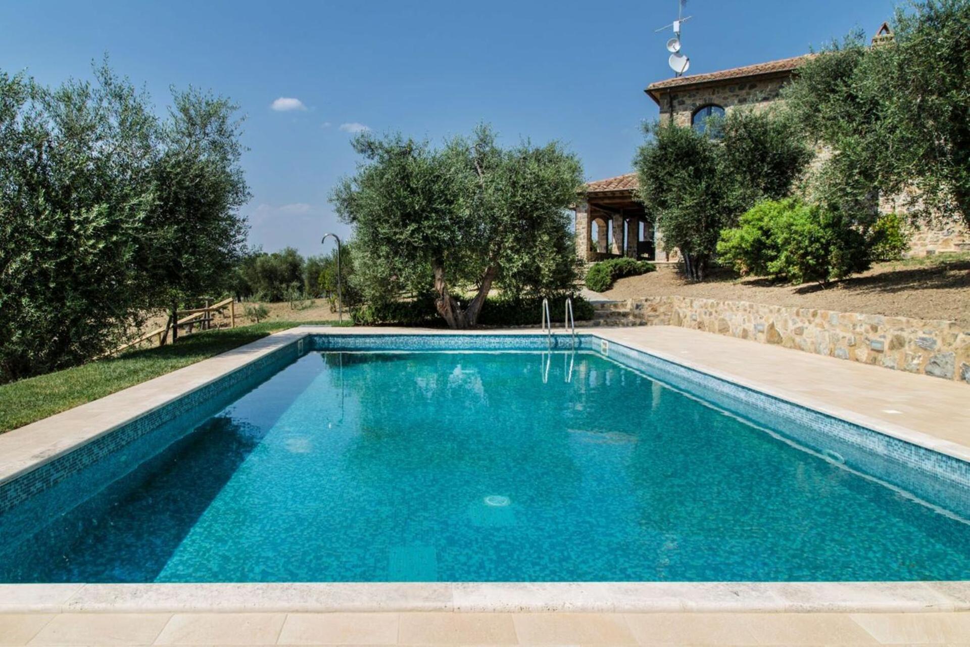 Villa Chiugi by PosarelliVillas