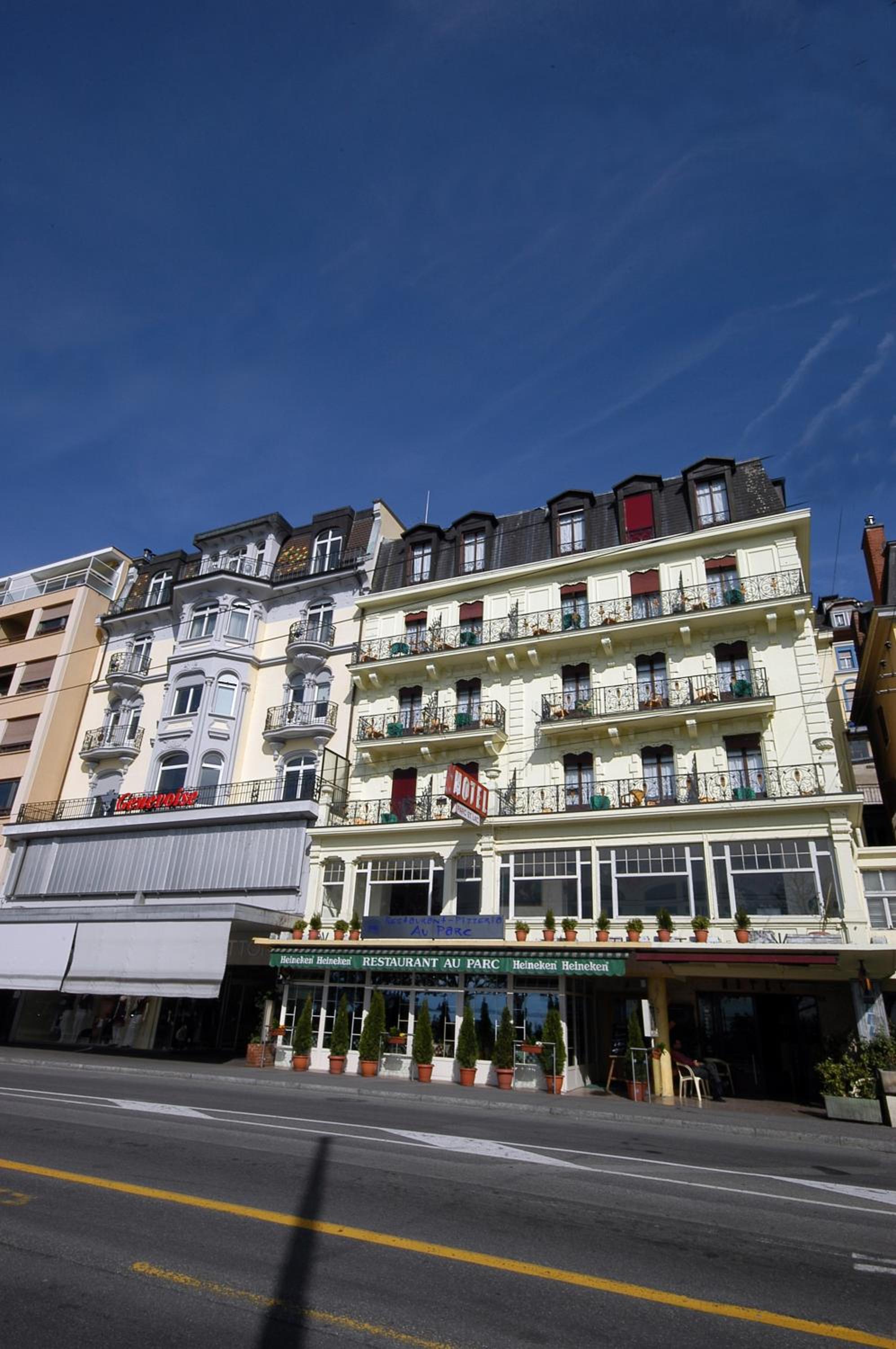 Montreux Vacations - Hotel Parc  Lac - Property Image 8