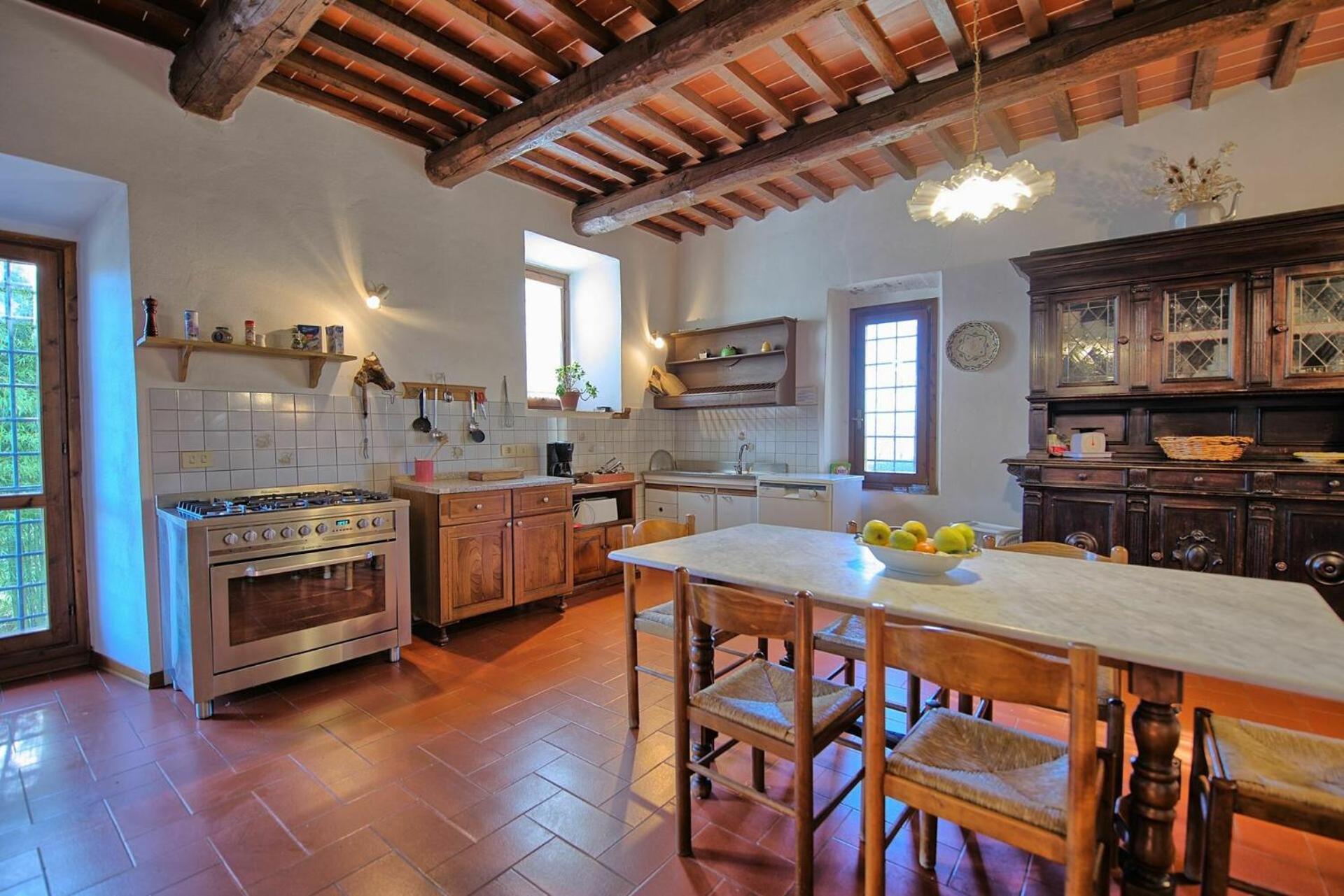 Casale Giotto by PosarelliVillas view 2