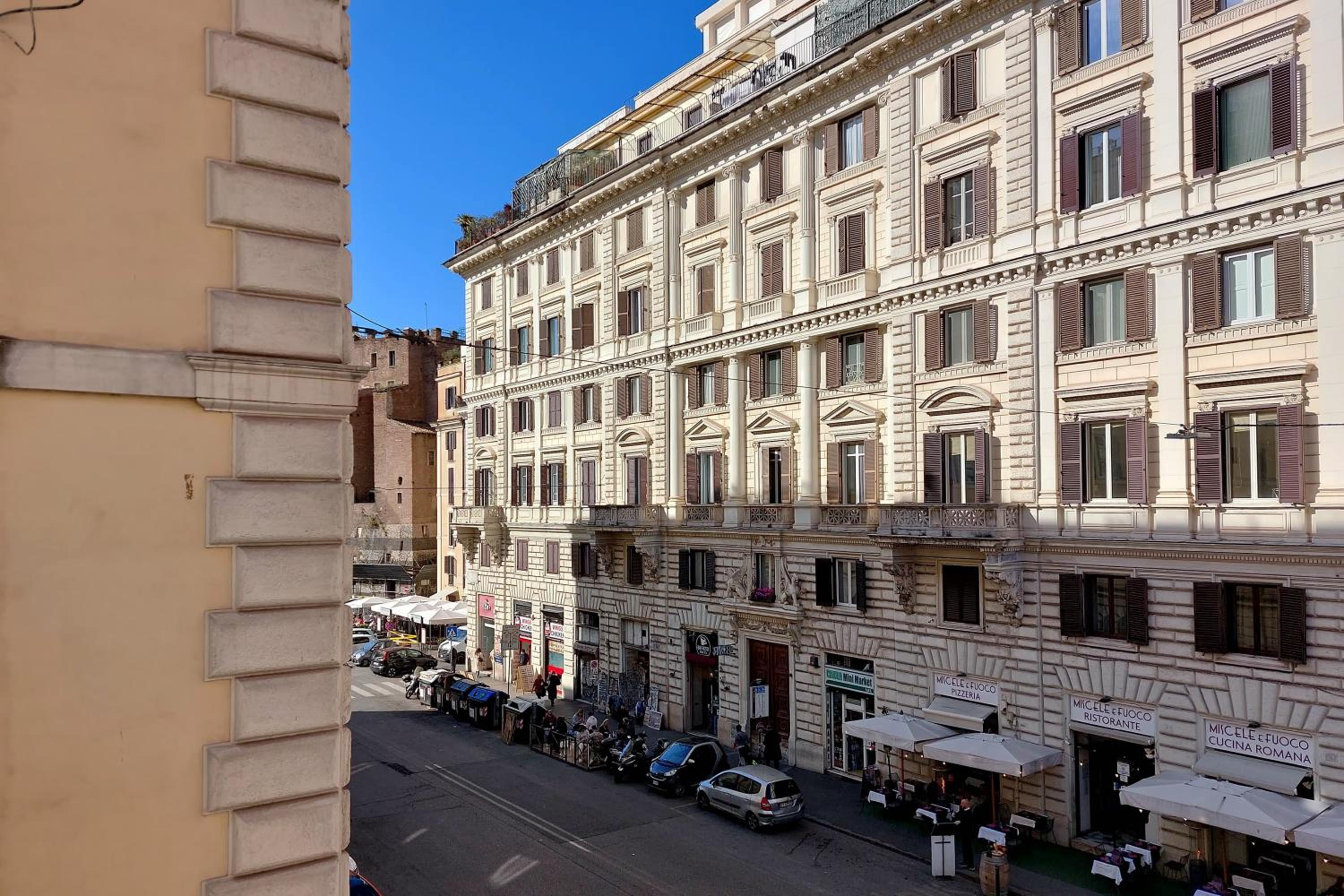 Take me Rome - Roman Forum Apartments