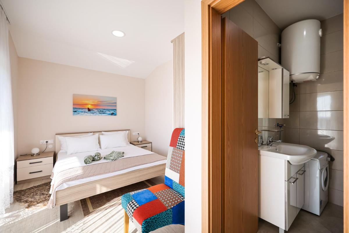 Apartments Anka with Seaview view 4