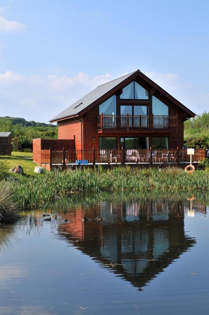 Hotel Swallow Lodge With Hot Tub, Dogs Welcome Sleeps 8, Great Resort Facilities