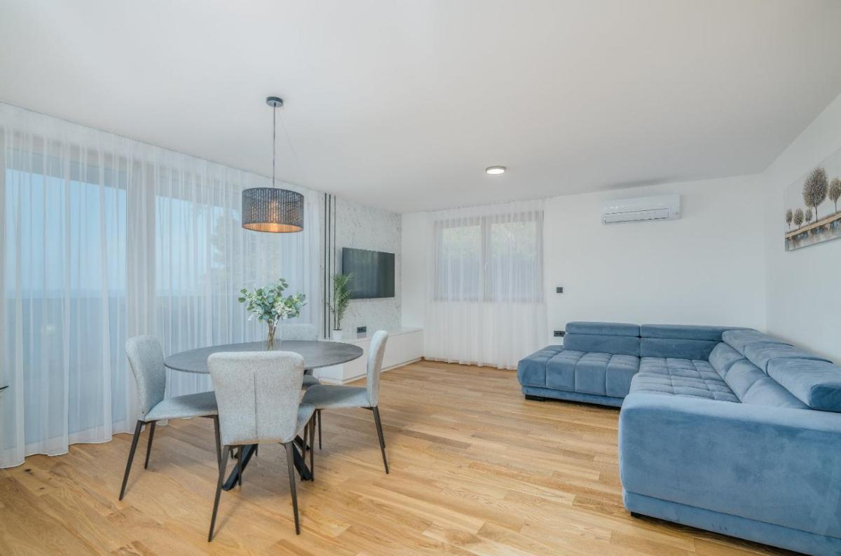 Villa Njivice Apartman Marina view 2