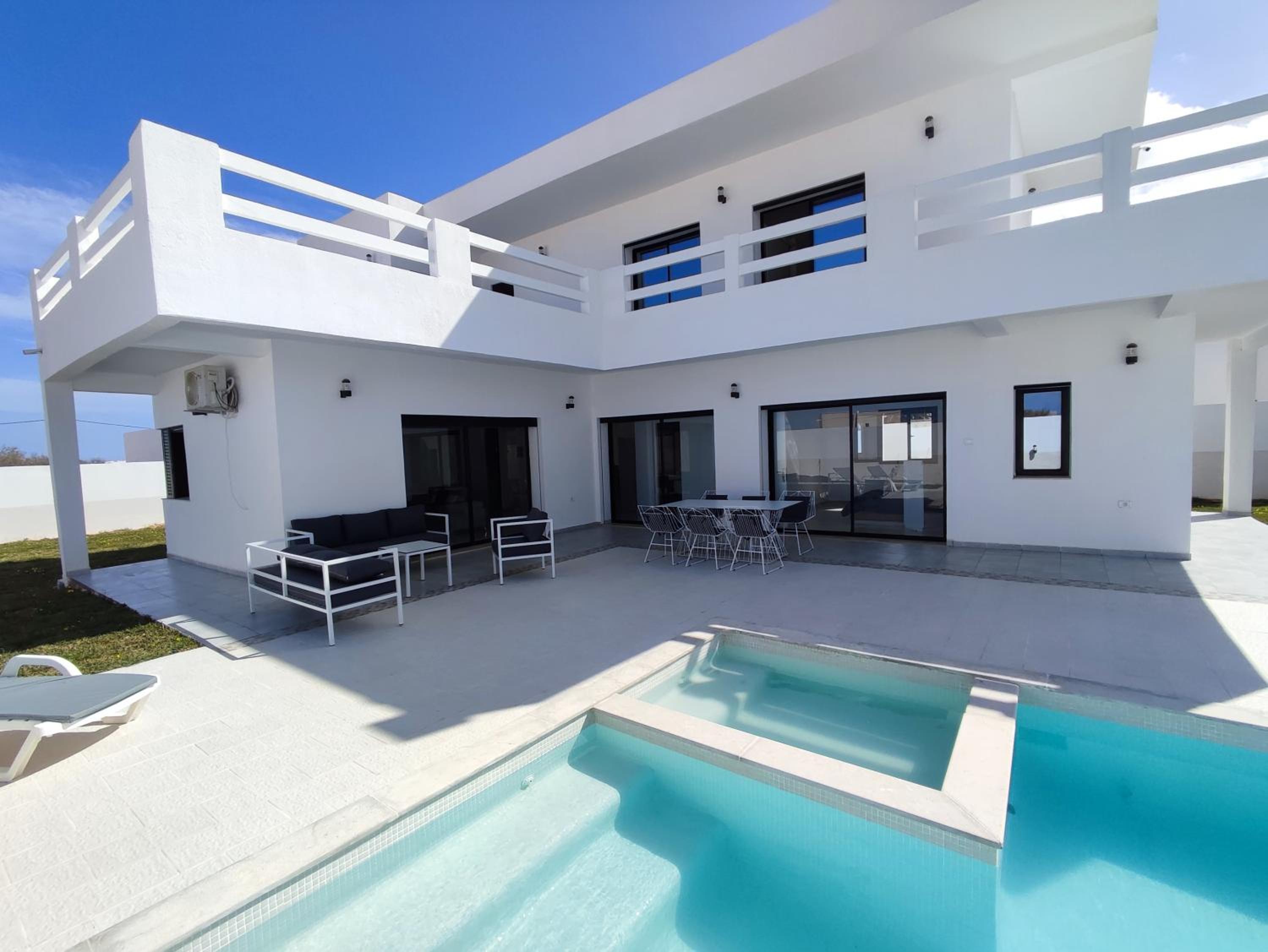 La Villa Blanche view 2