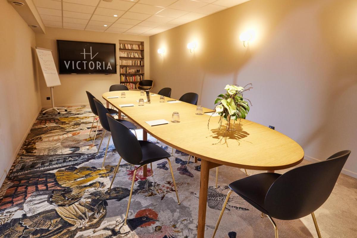 meeting room