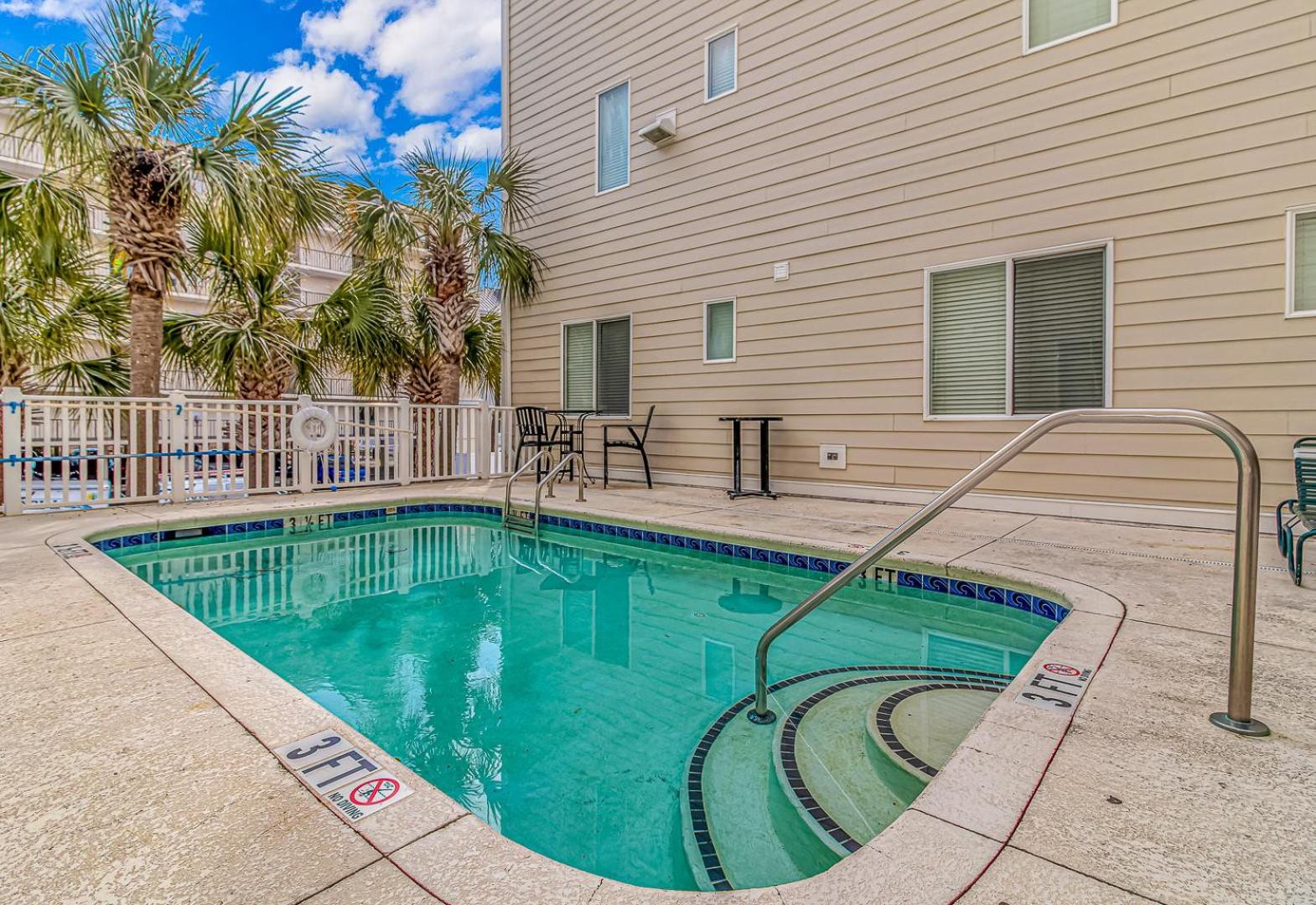 Ocean Breeze Luxury Villas 3D, Nicely Updated! Across From The Ocean! Sleeps 18 ! view 5