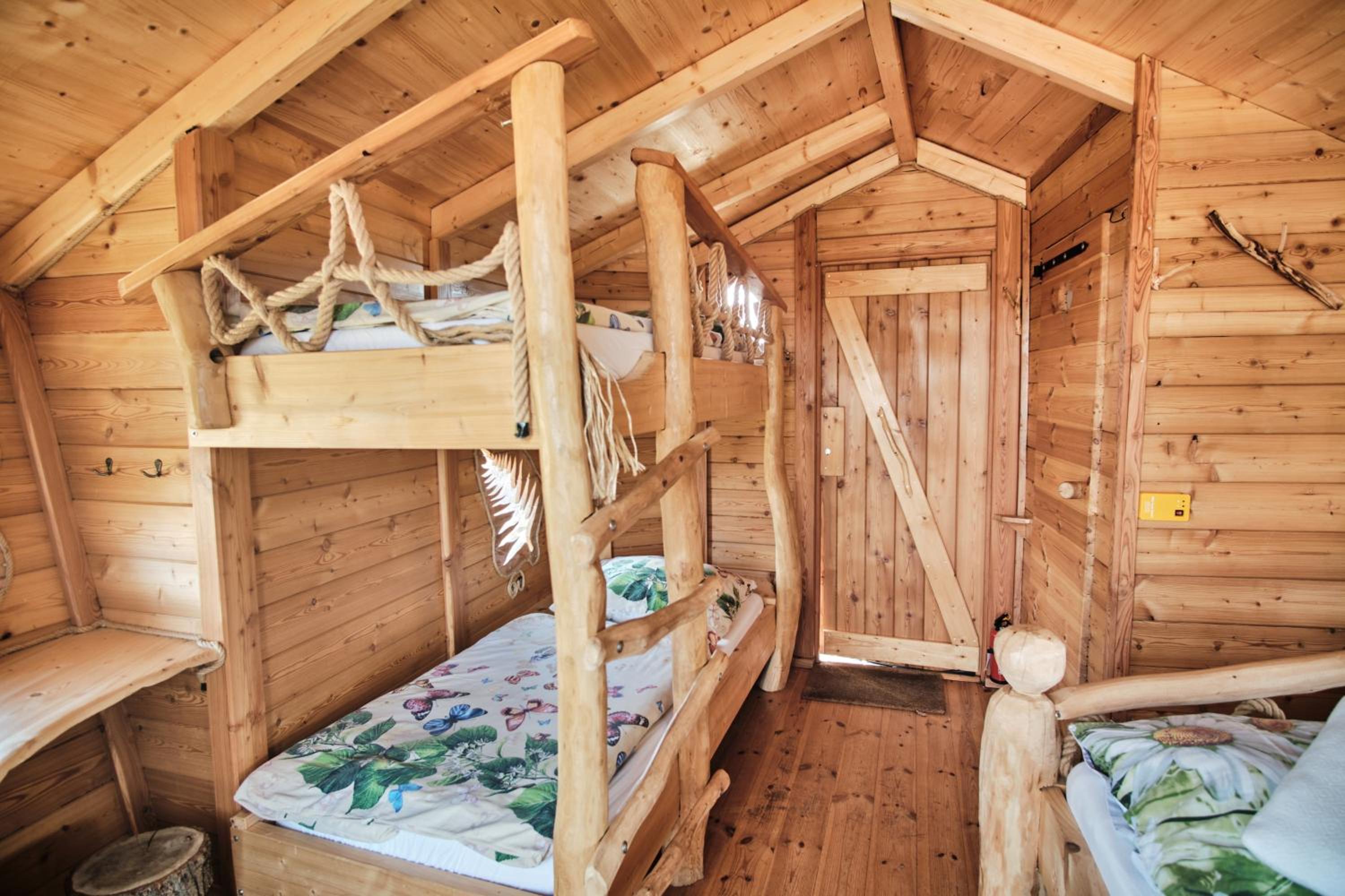 Treehouse Křemílek view 4