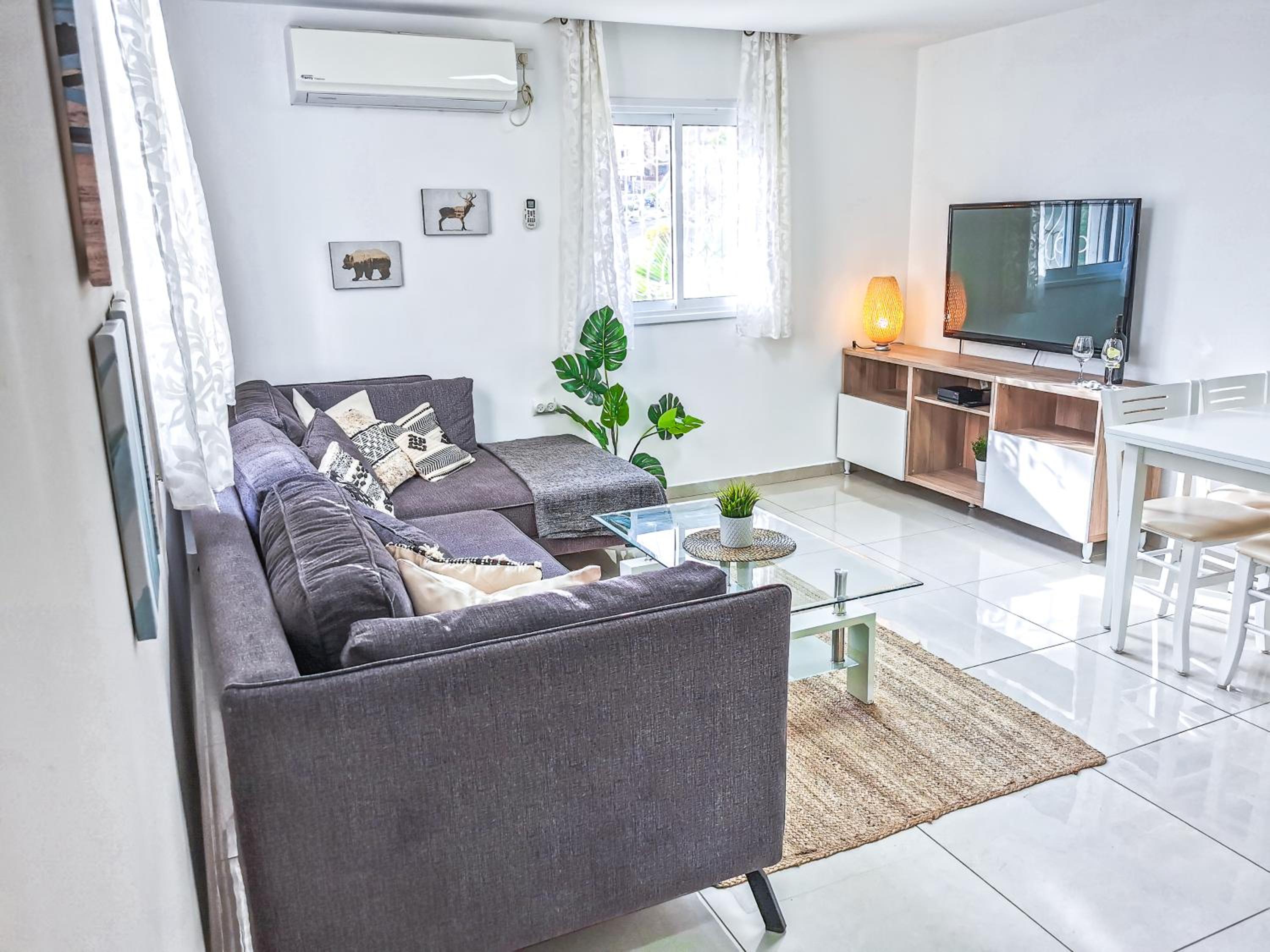 Fully Equipped In A Central Location view 5