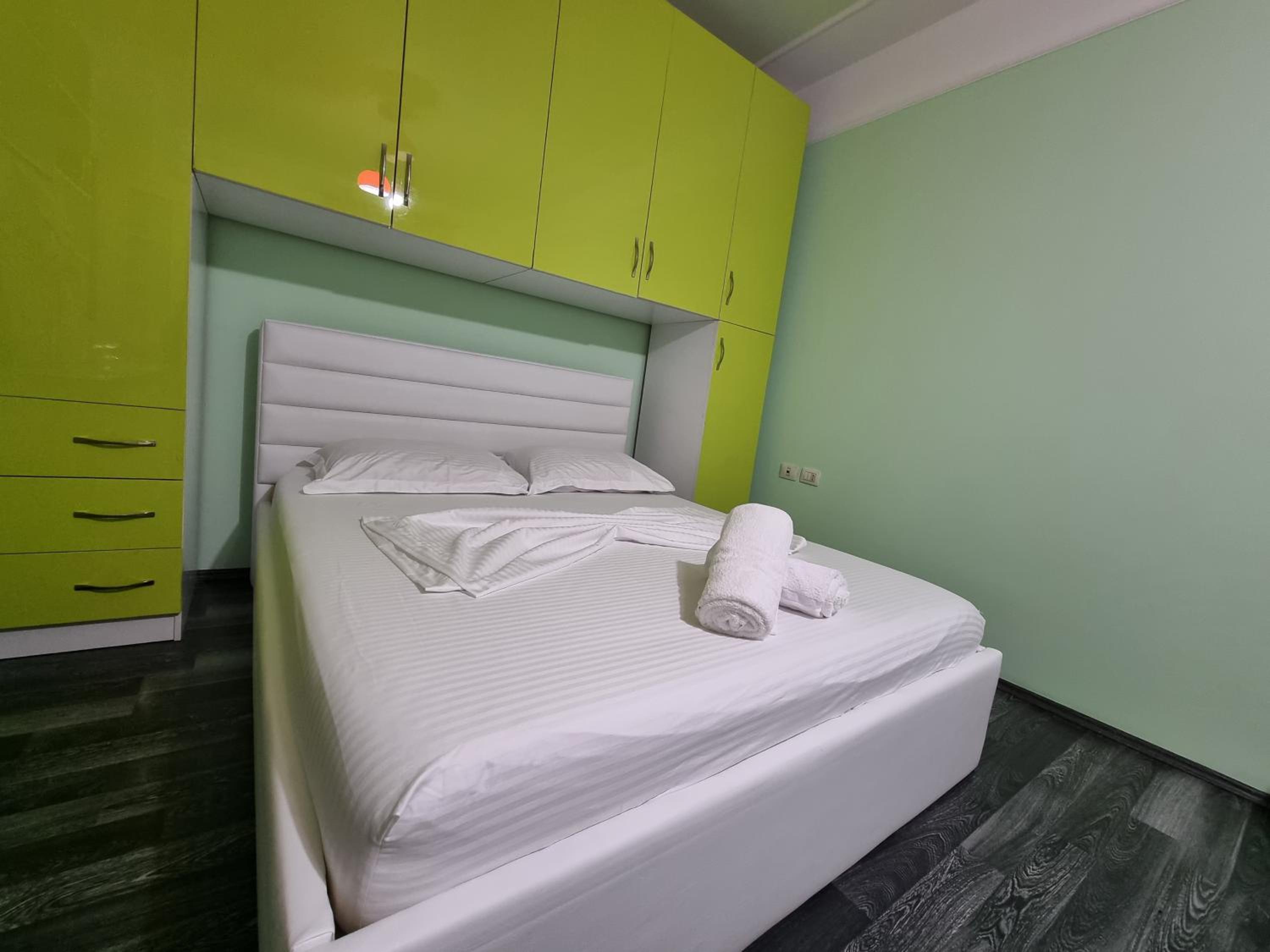 MoonShine Apartament