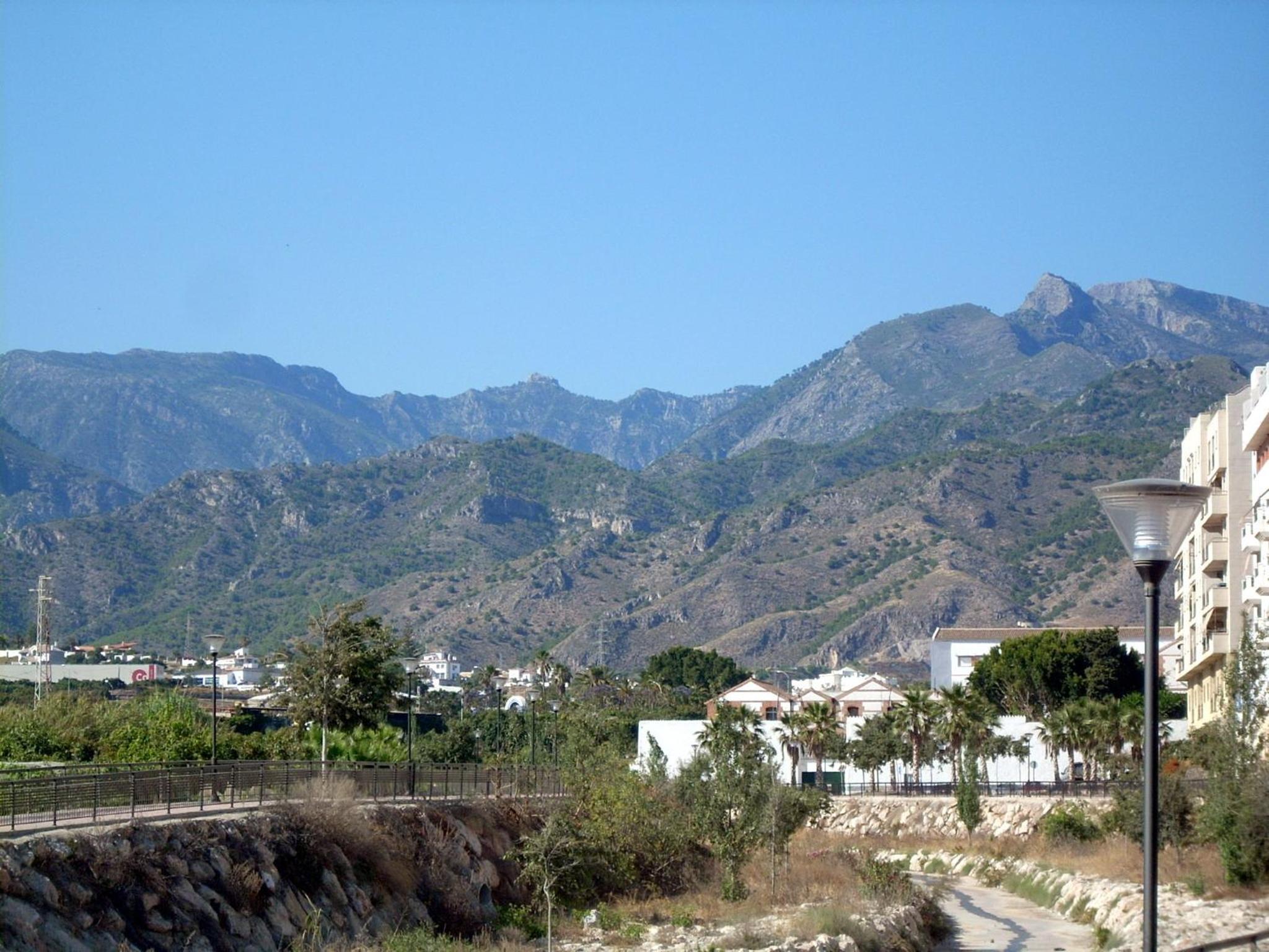 Apartamentos StarNerja II