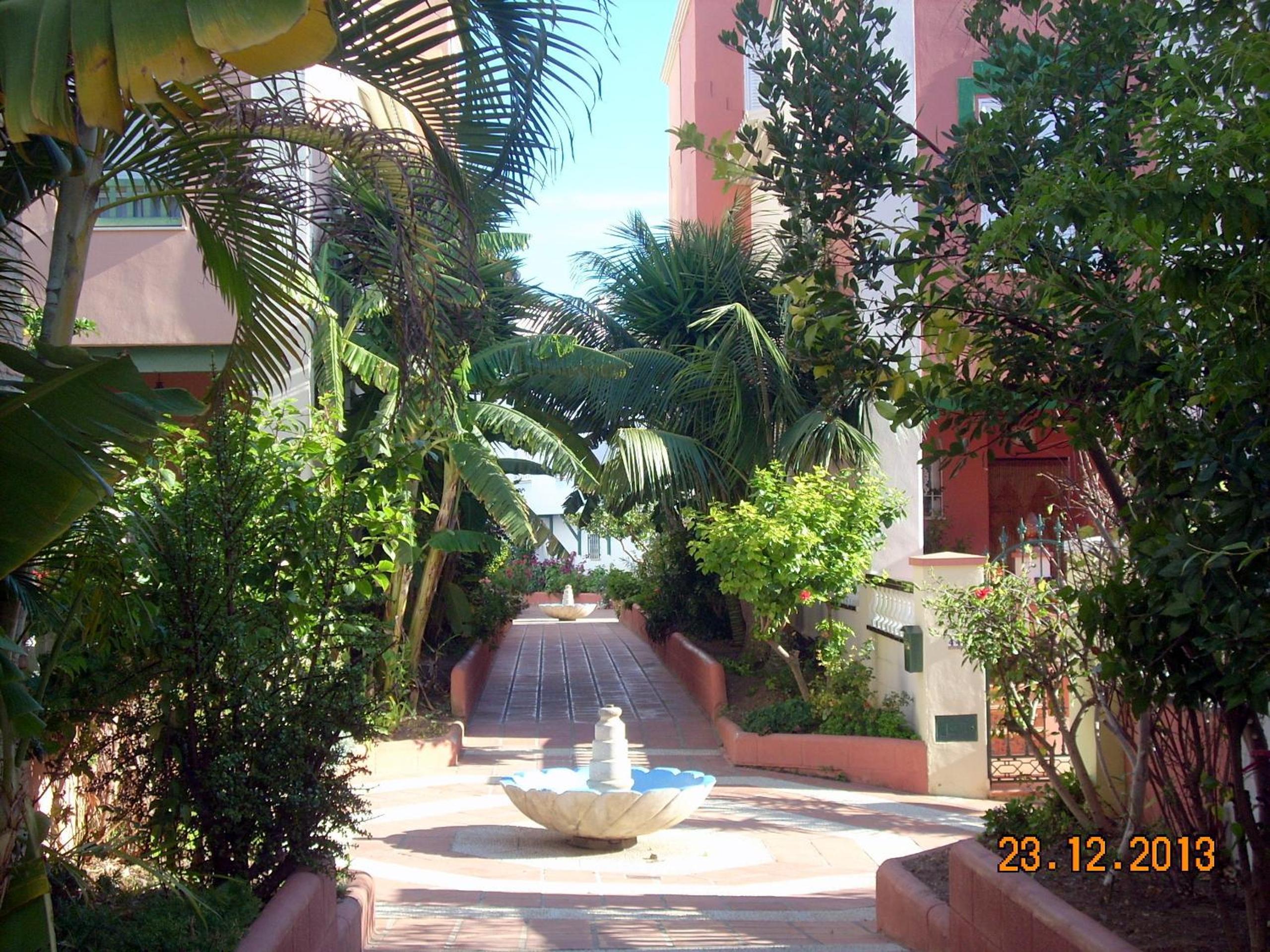 Apartamentos StarNerja II