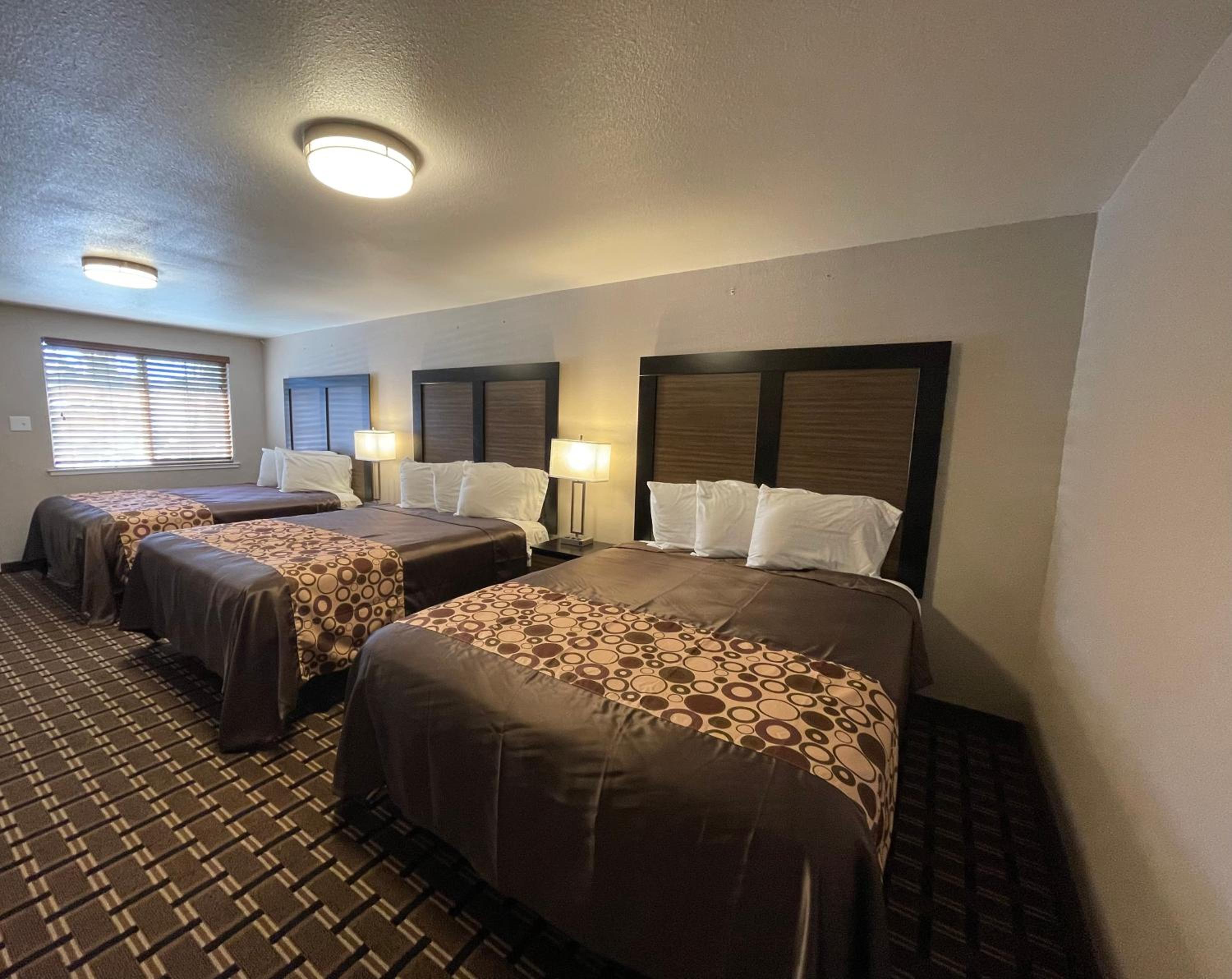 Lake Tahoe Vacations - Beverly Lodge - Property Image 17