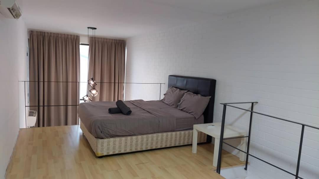 Inspired Homes, Empire Duplex#2, 6pax photo 5