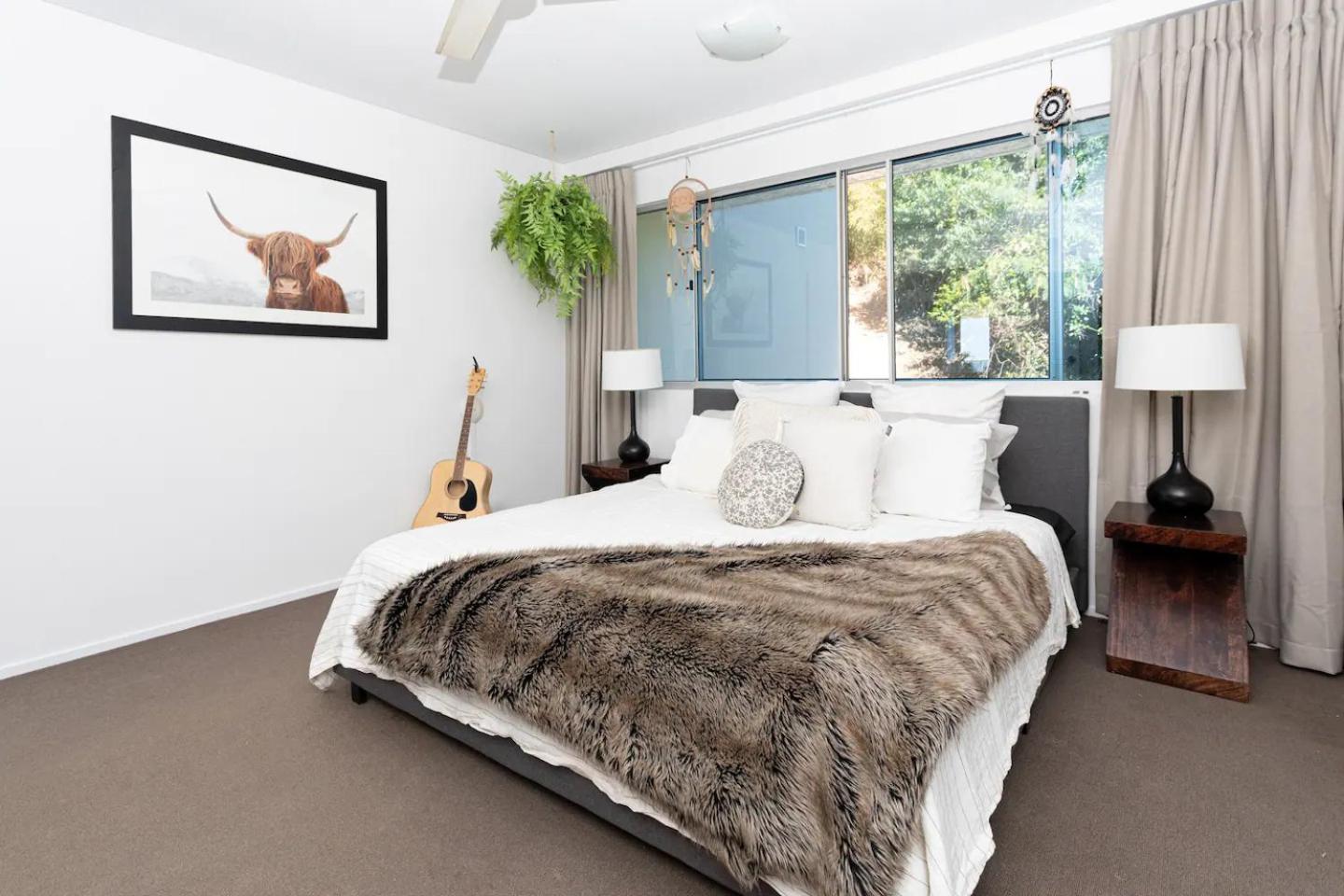 Whitsunday view BOHO apartment in Airlie Beach