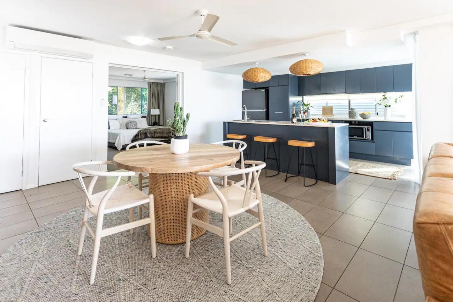 Whitsunday view BOHO apartment in Airlie Beach